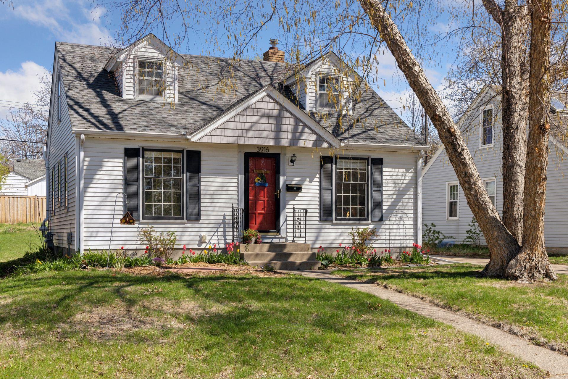 3916 E 55th Street