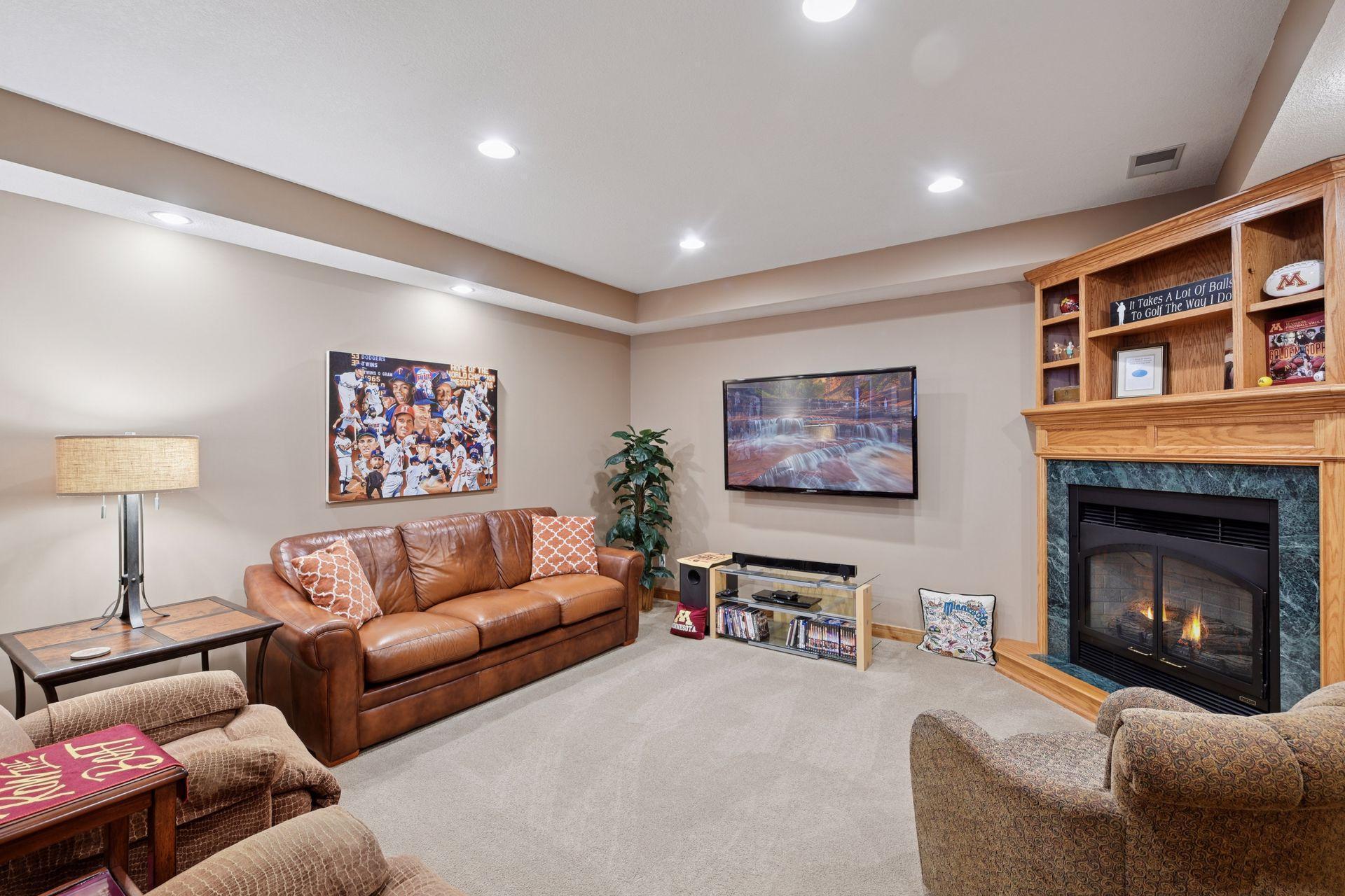 3670 Yuma Lane N