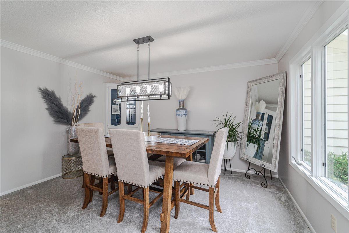1165 Kenilworth Drive