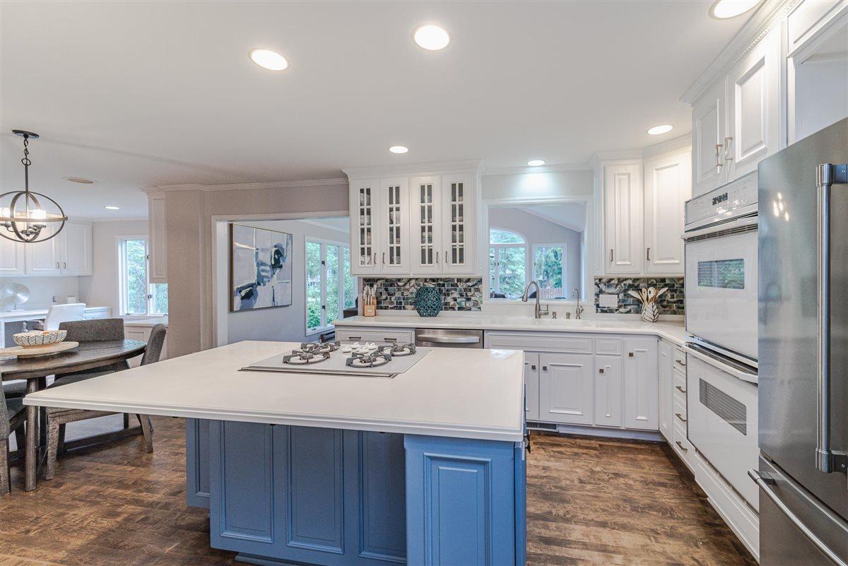1165 Kenilworth Drive
