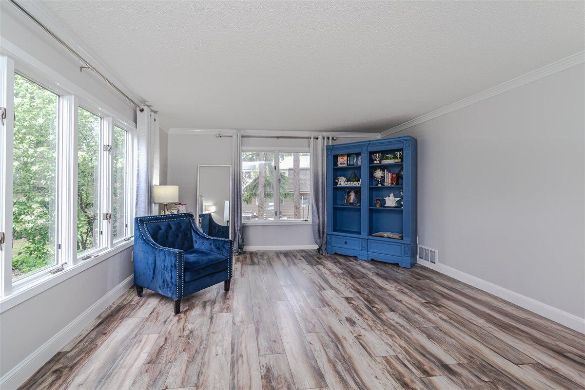 1165 Kenilworth Drive