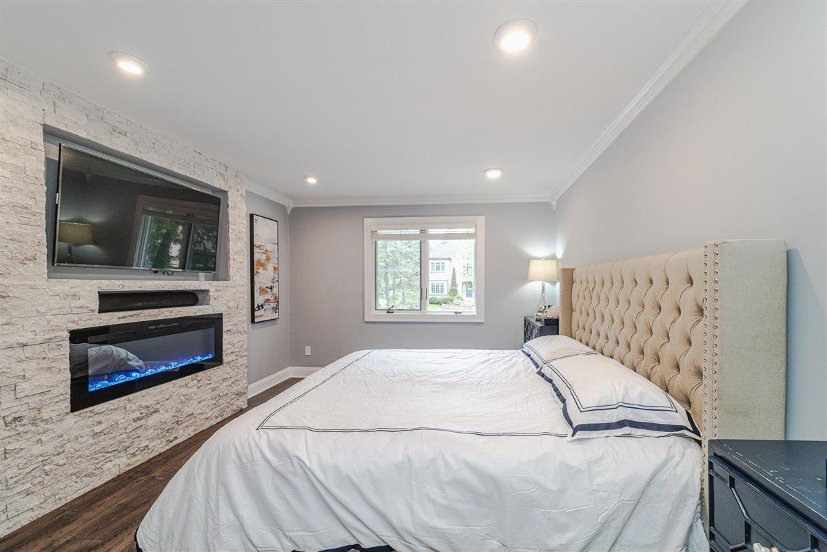 1165 Kenilworth Drive