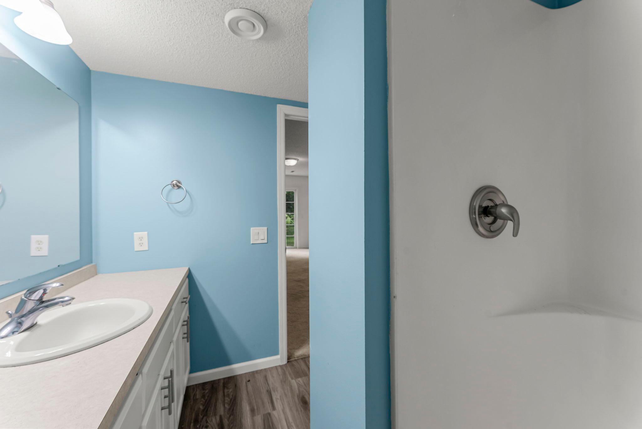 1055 Willow Trail
