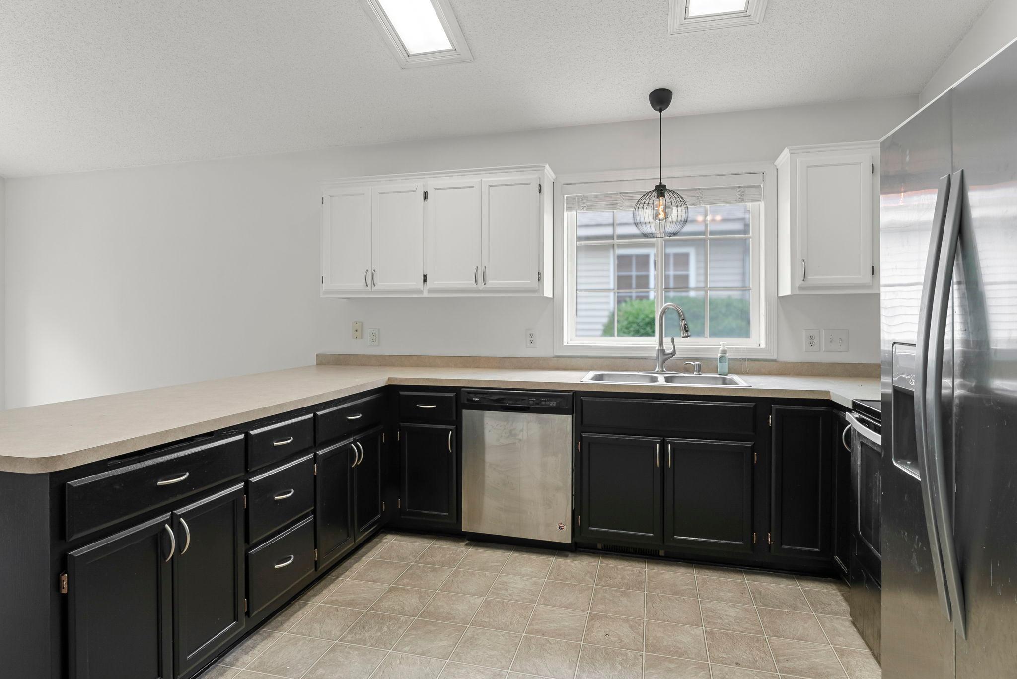 1055 Willow Trail