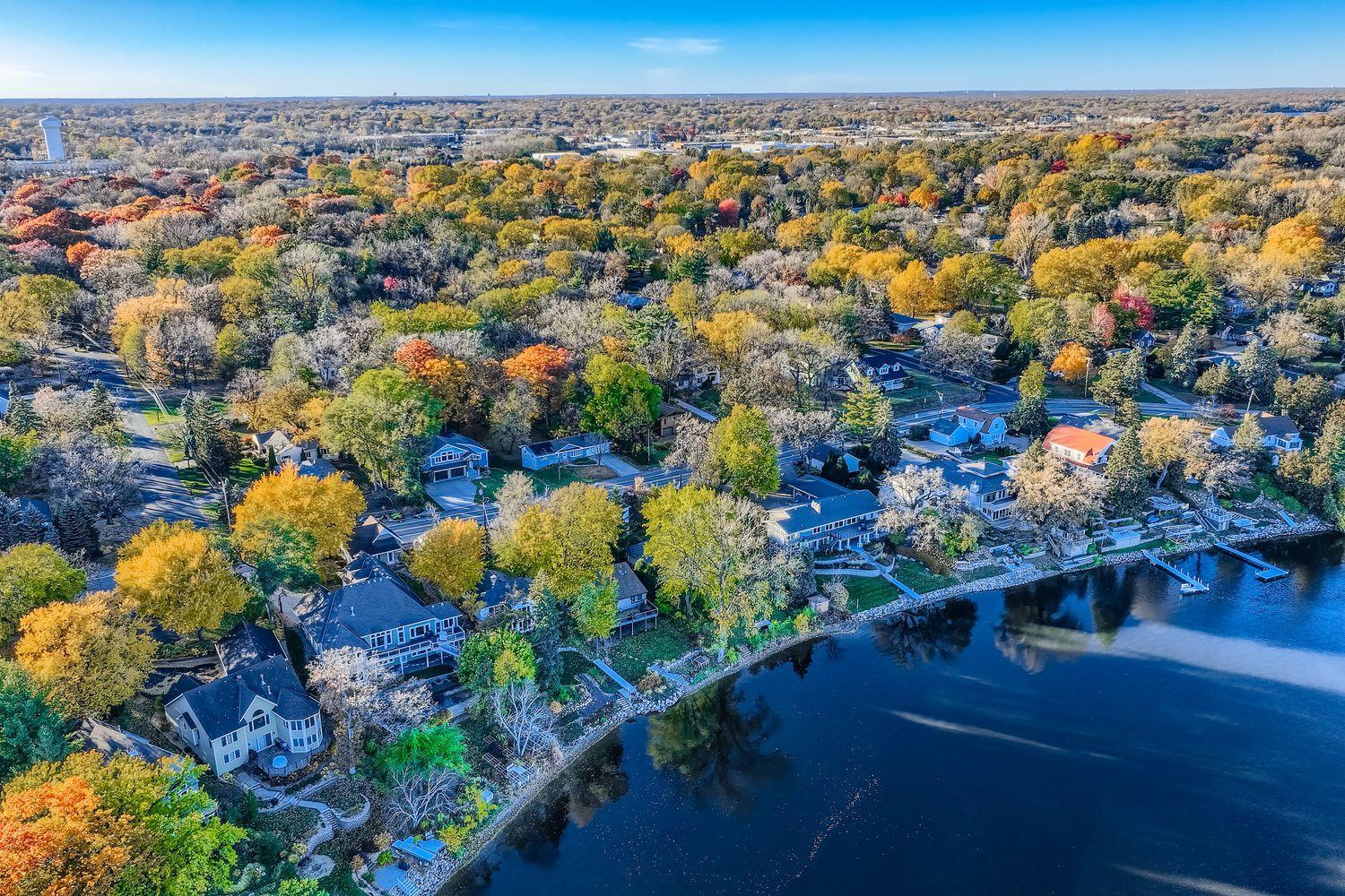 3333 Lake Johanna Boulevard