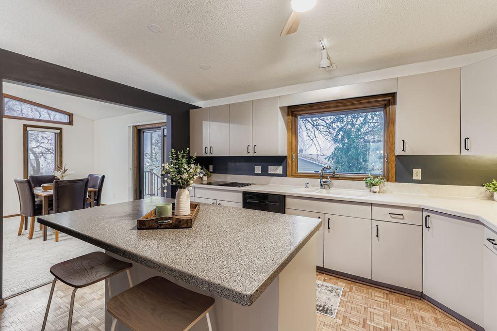 3333 Lake Johanna Boulevard