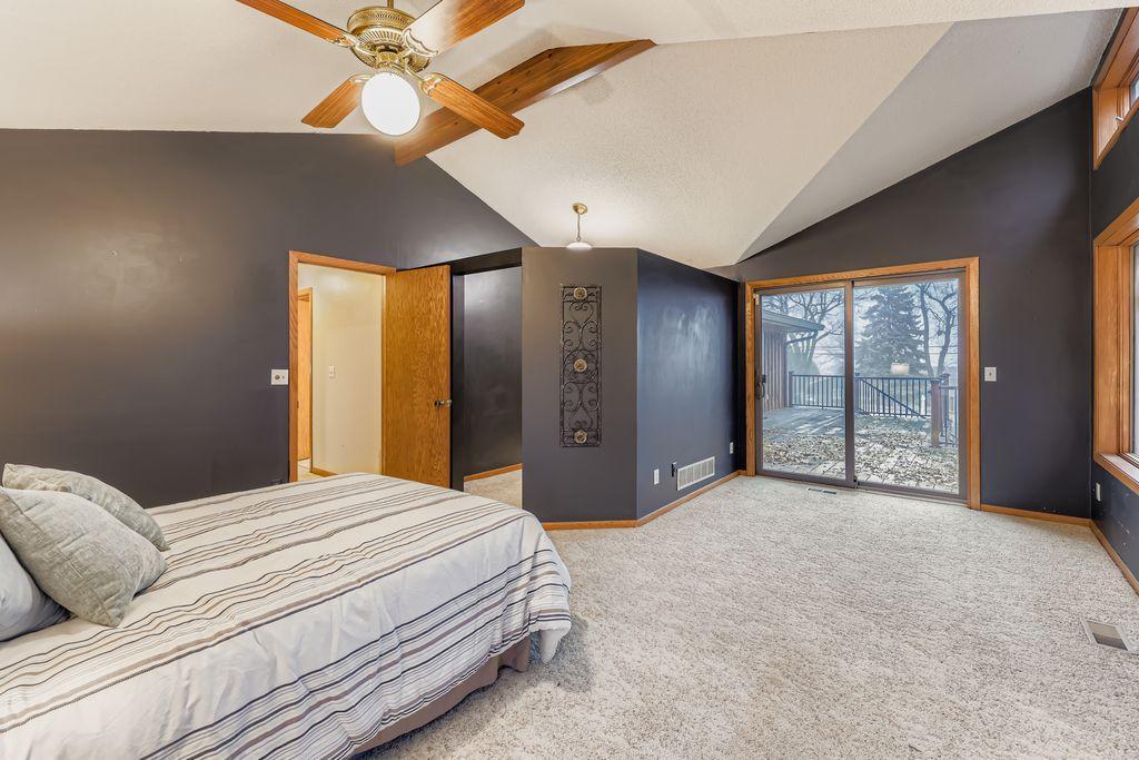 3333 Lake Johanna Boulevard