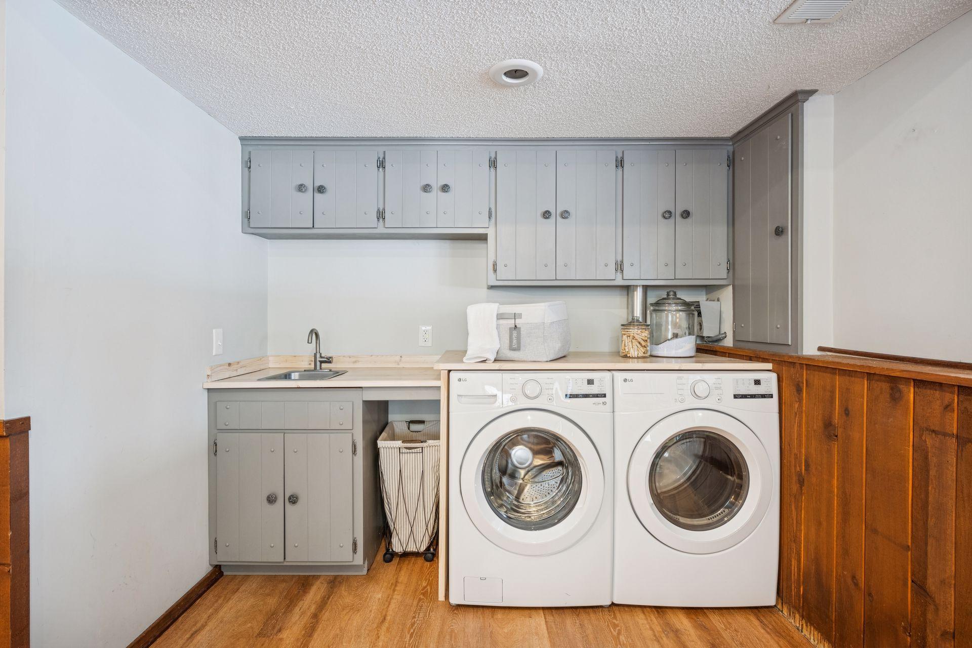 3460 Rum River Drive