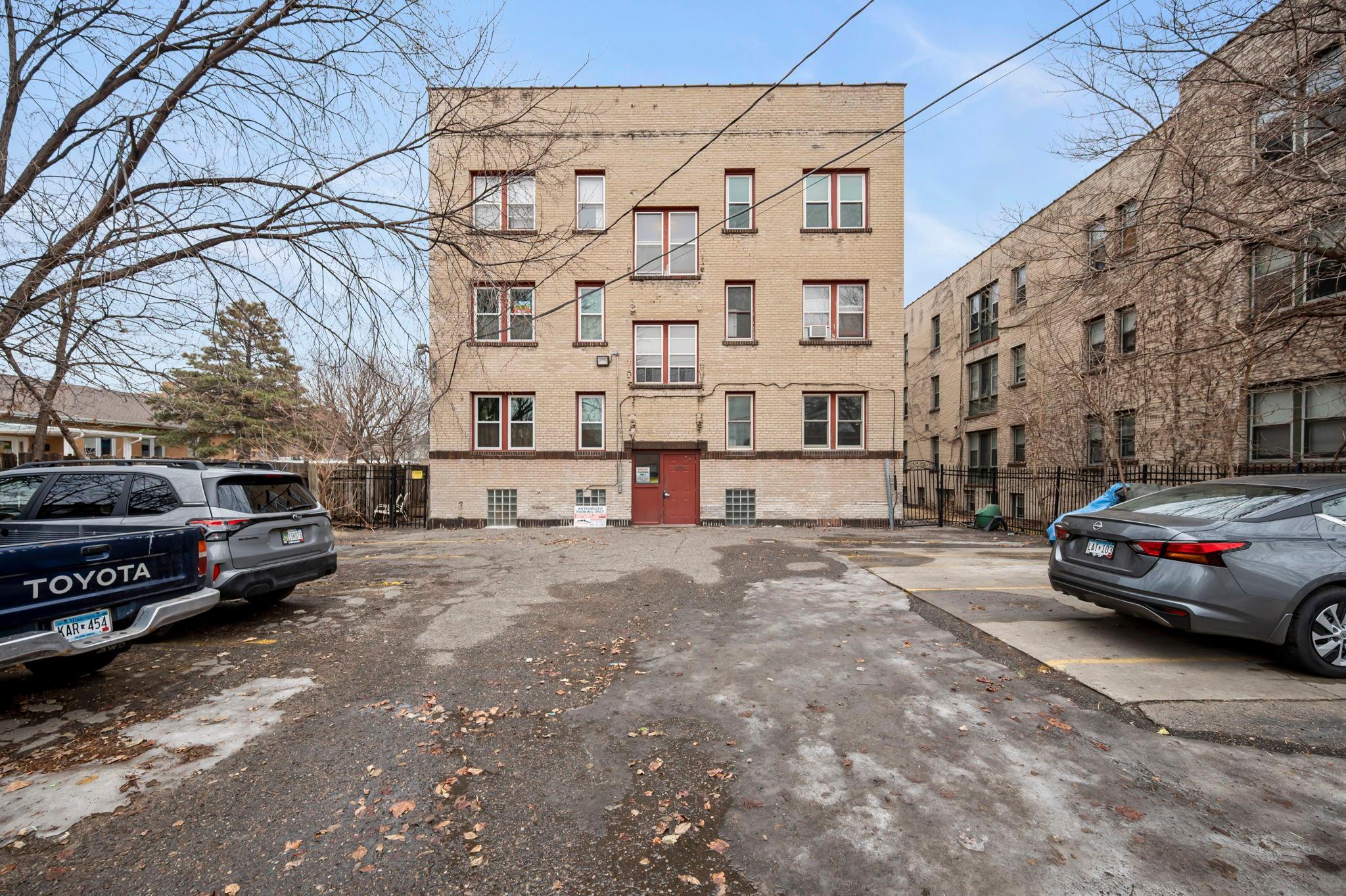 2218 Nicollet Avenue Unit: 1