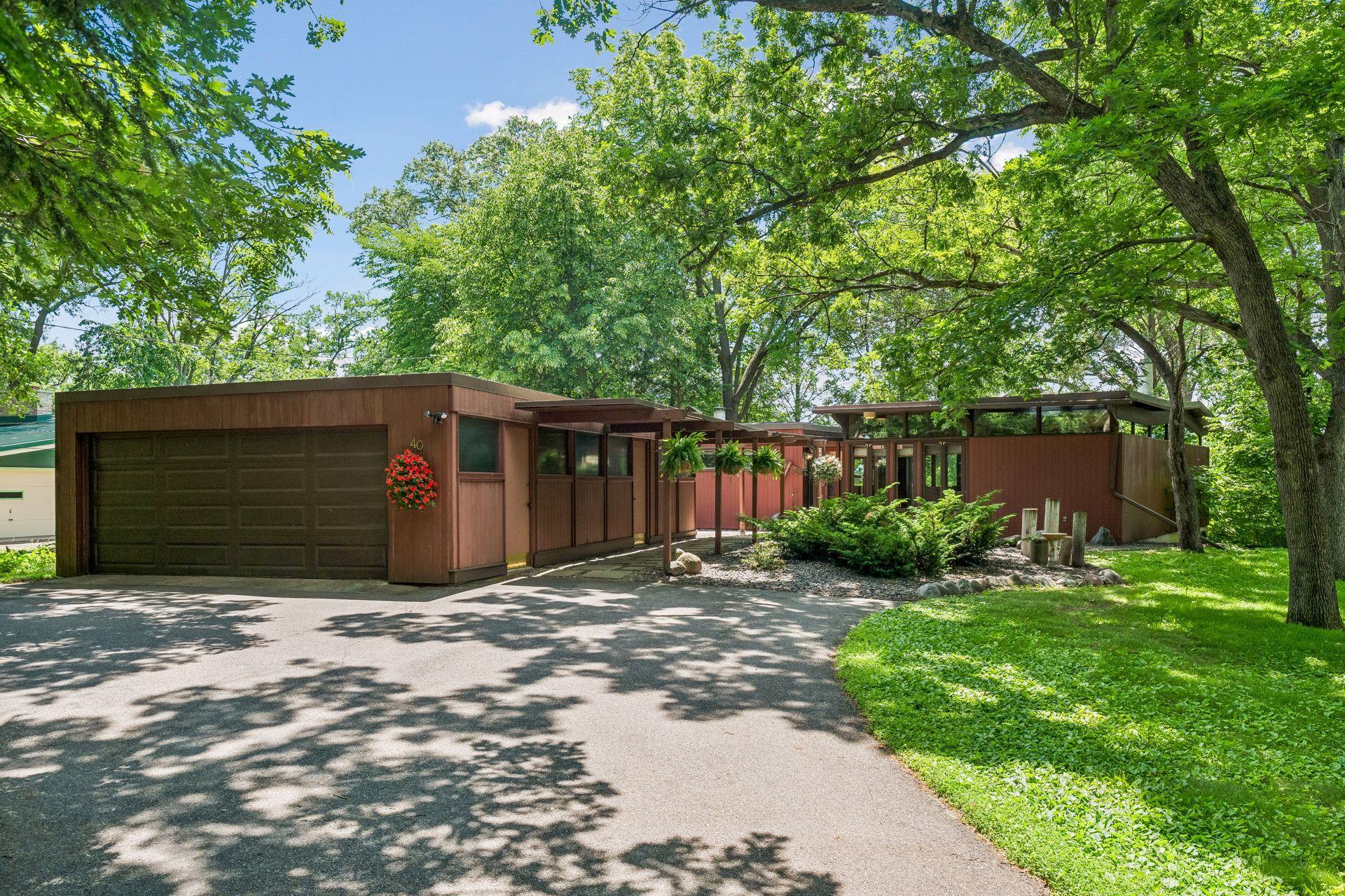 40 E Golden Lake Road