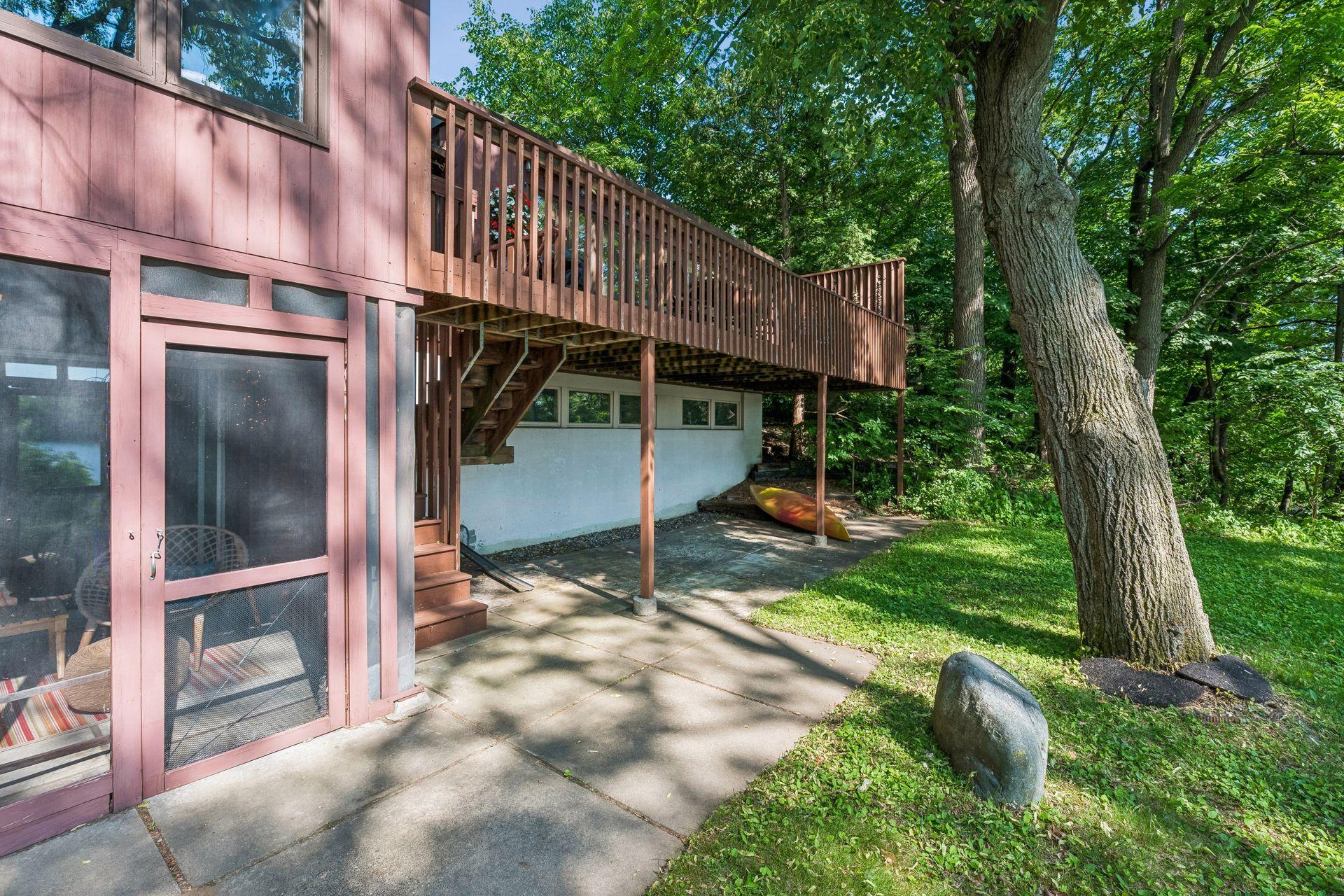 40 E Golden Lake Road