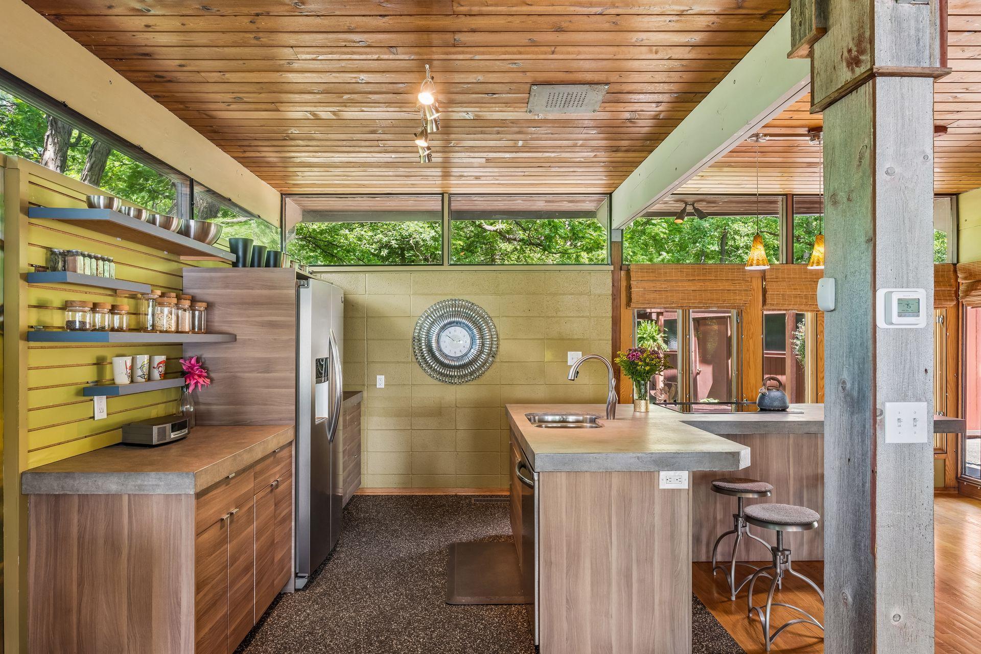 40 E Golden Lake Road