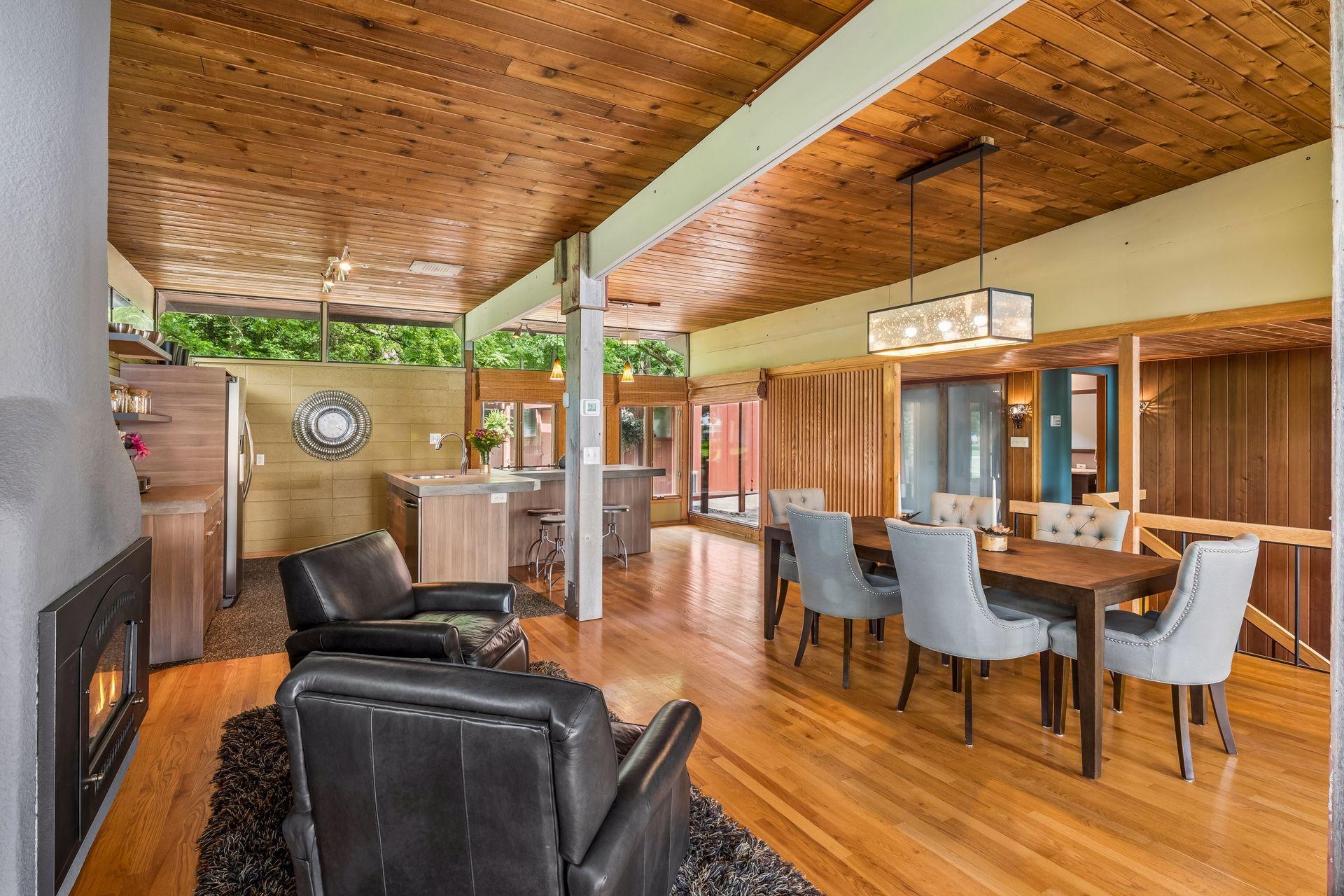 40 E Golden Lake Road