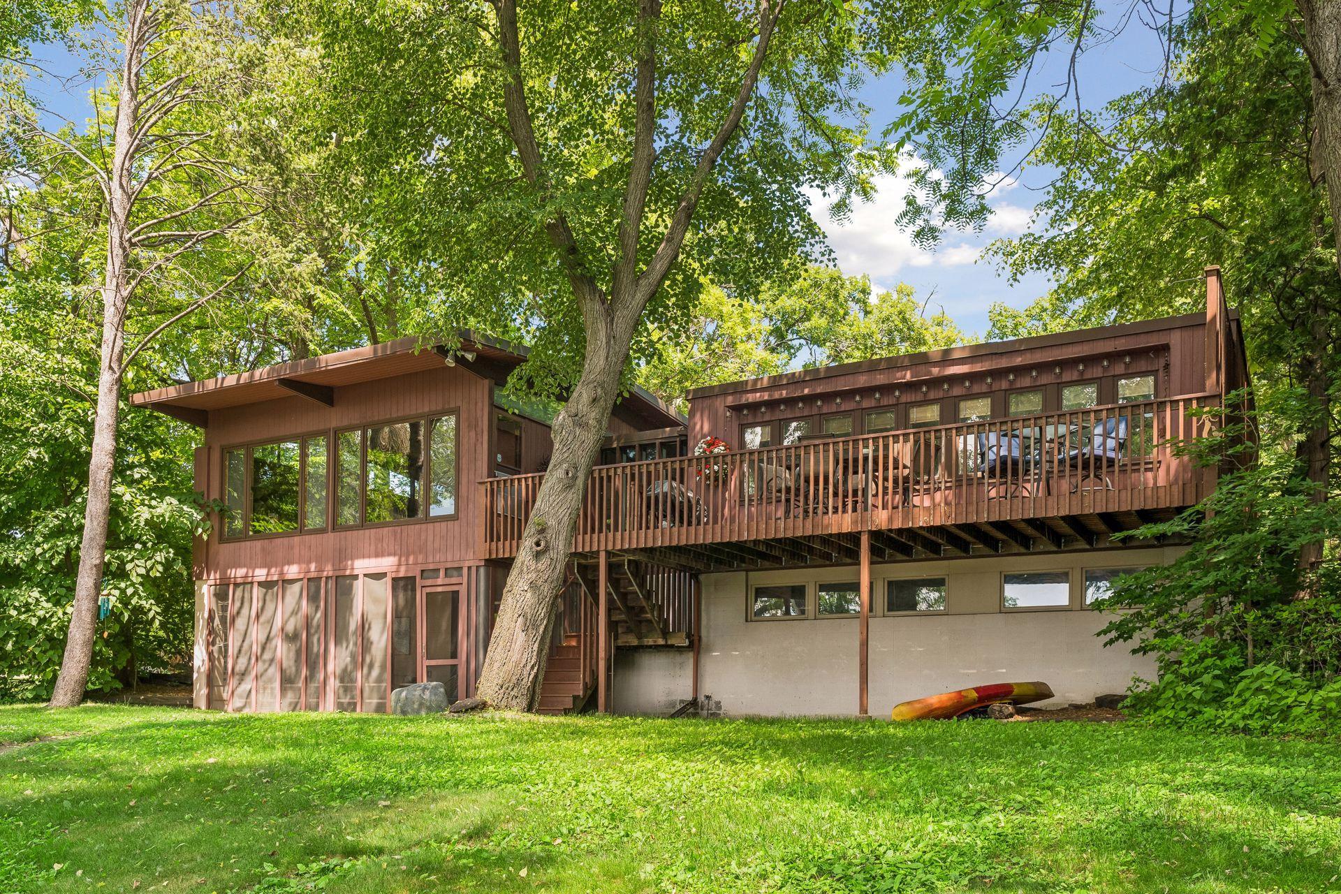40 E Golden Lake Road