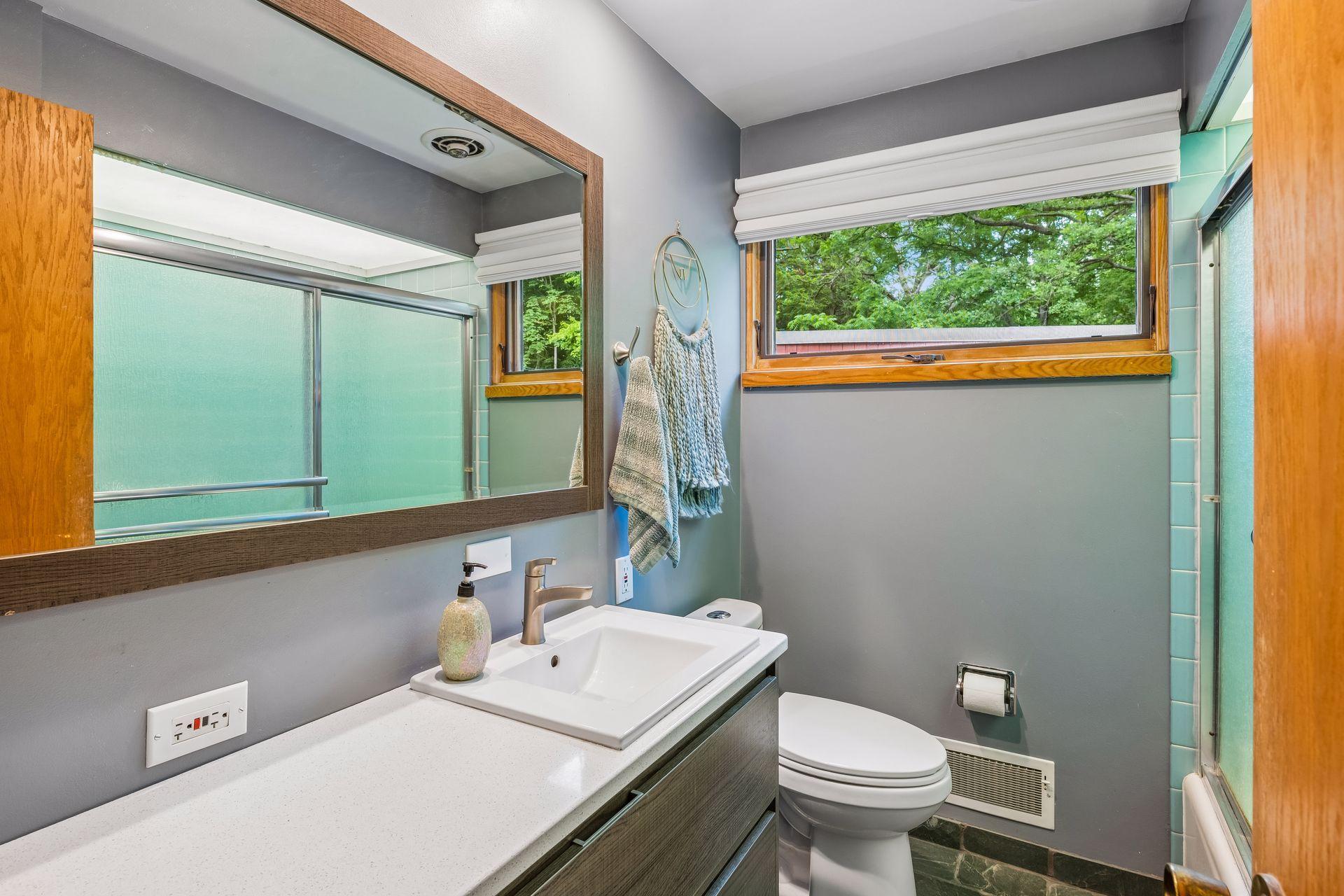 40 E Golden Lake Road