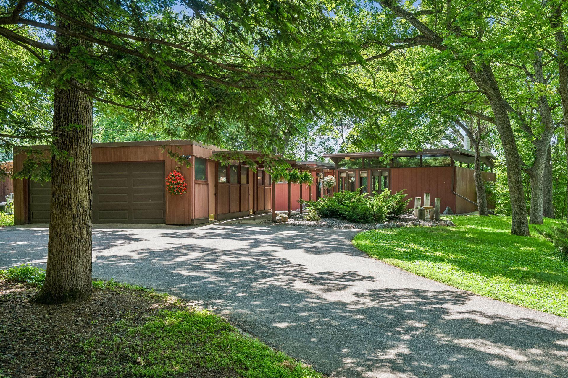 40 E Golden Lake Road