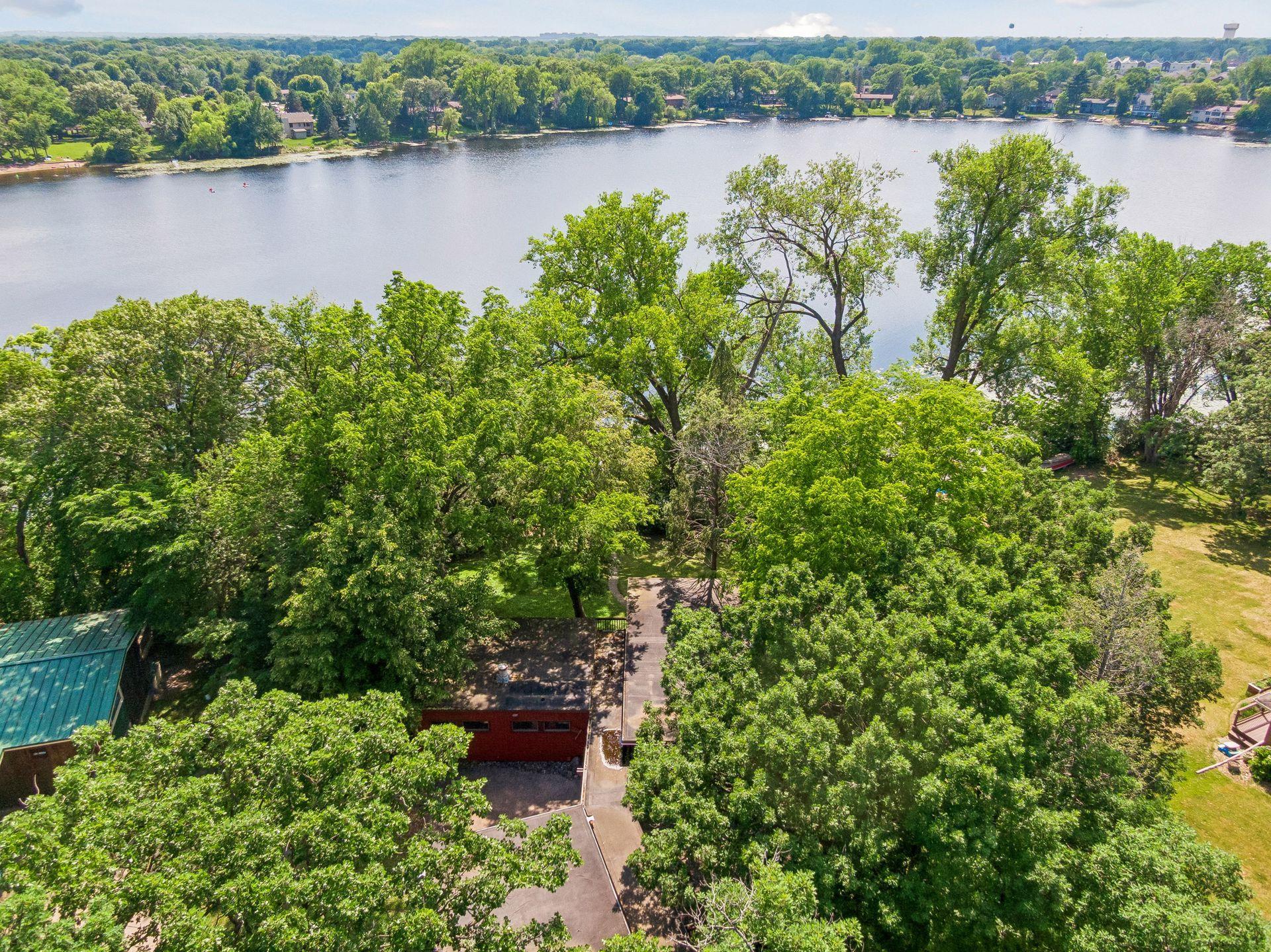 40 E Golden Lake Road