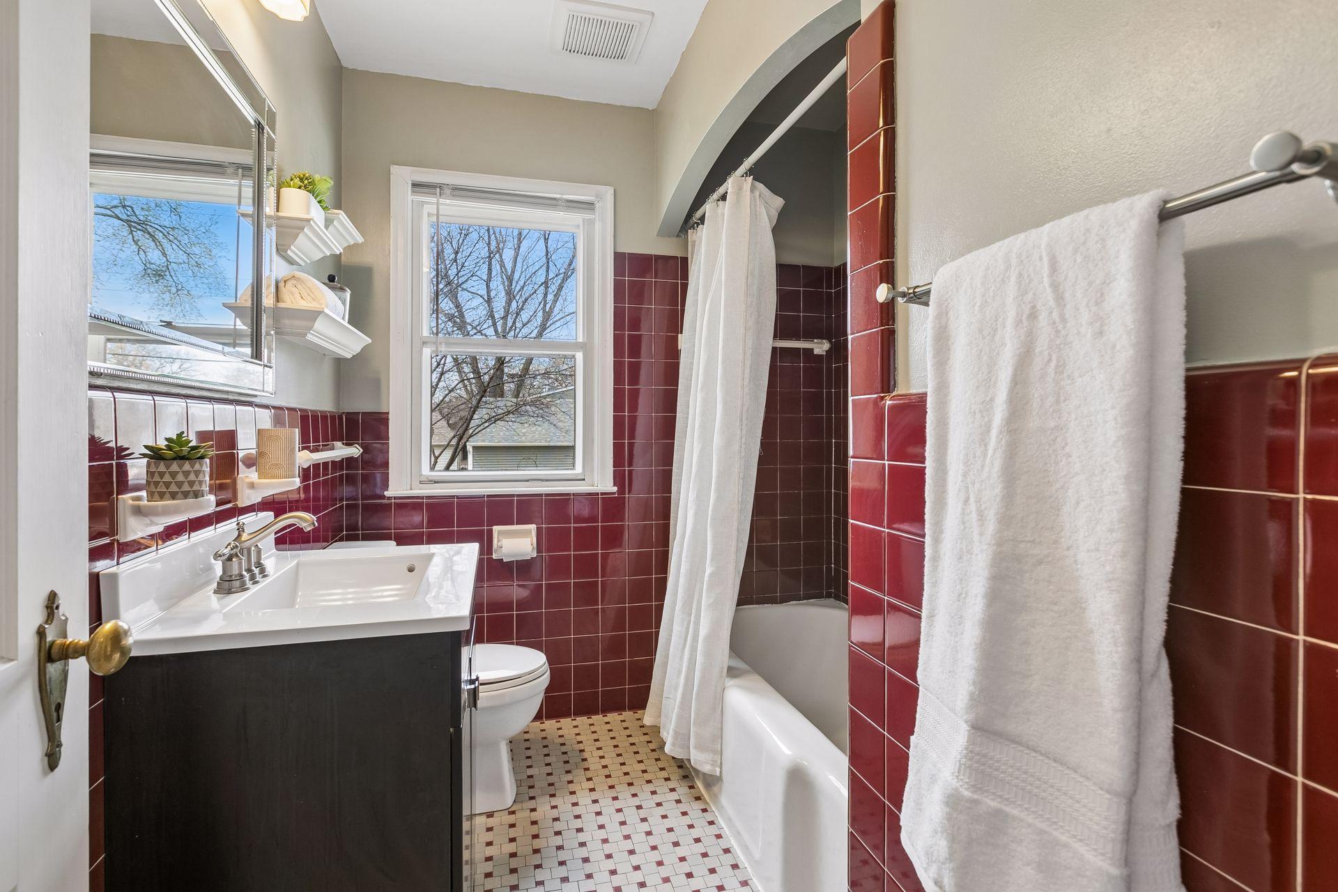 5900 Colfax Avenue S