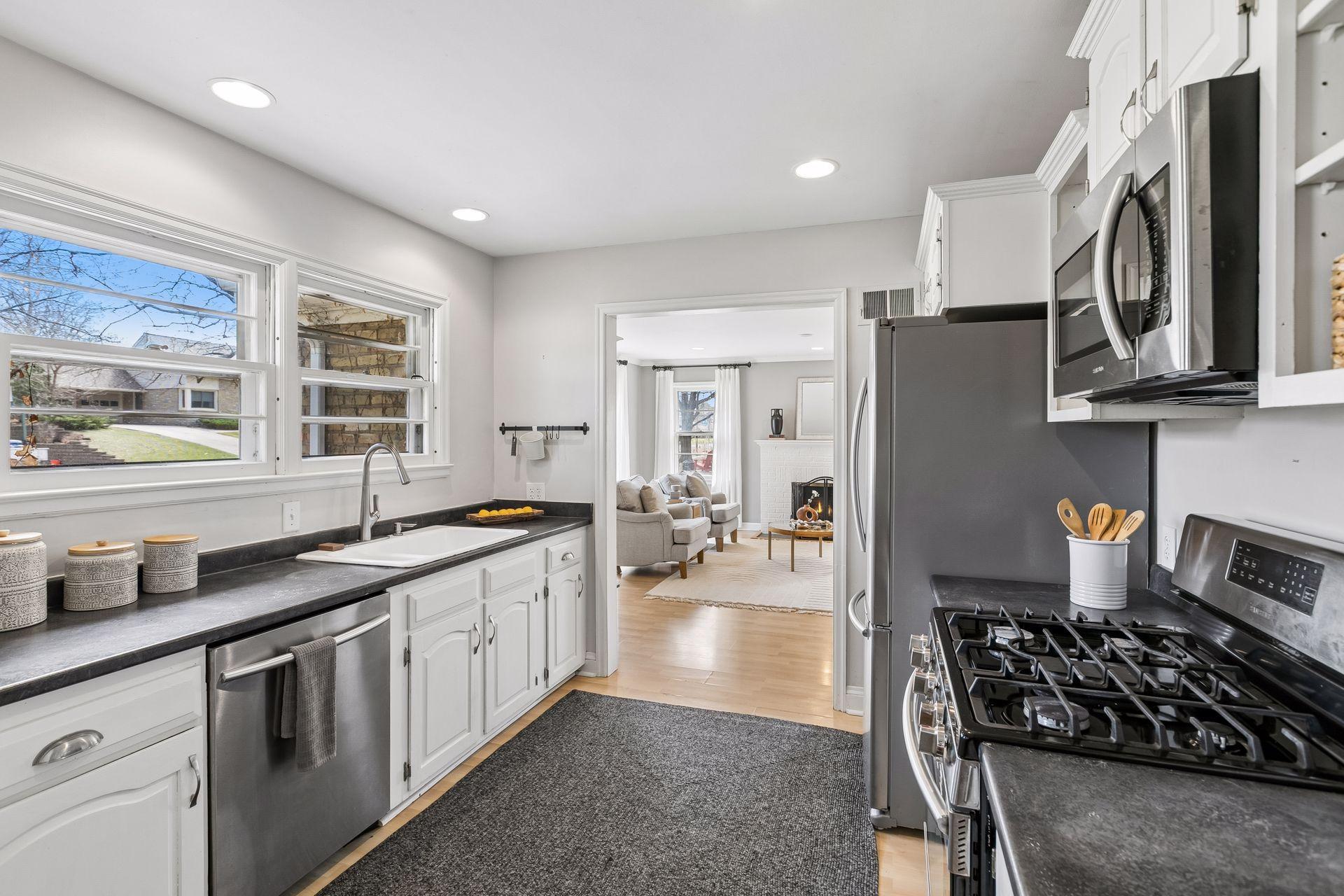 5900 Colfax Avenue S