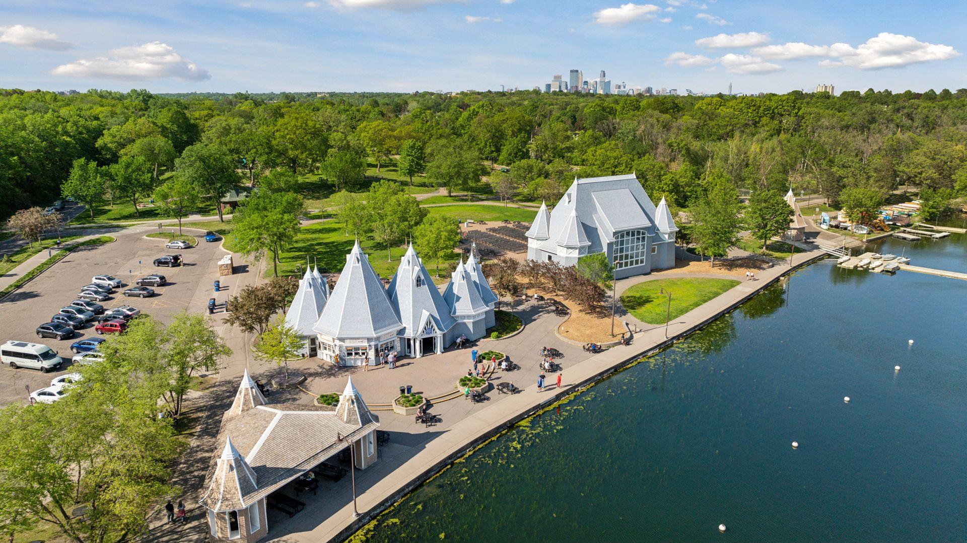 5900 Colfax Avenue S