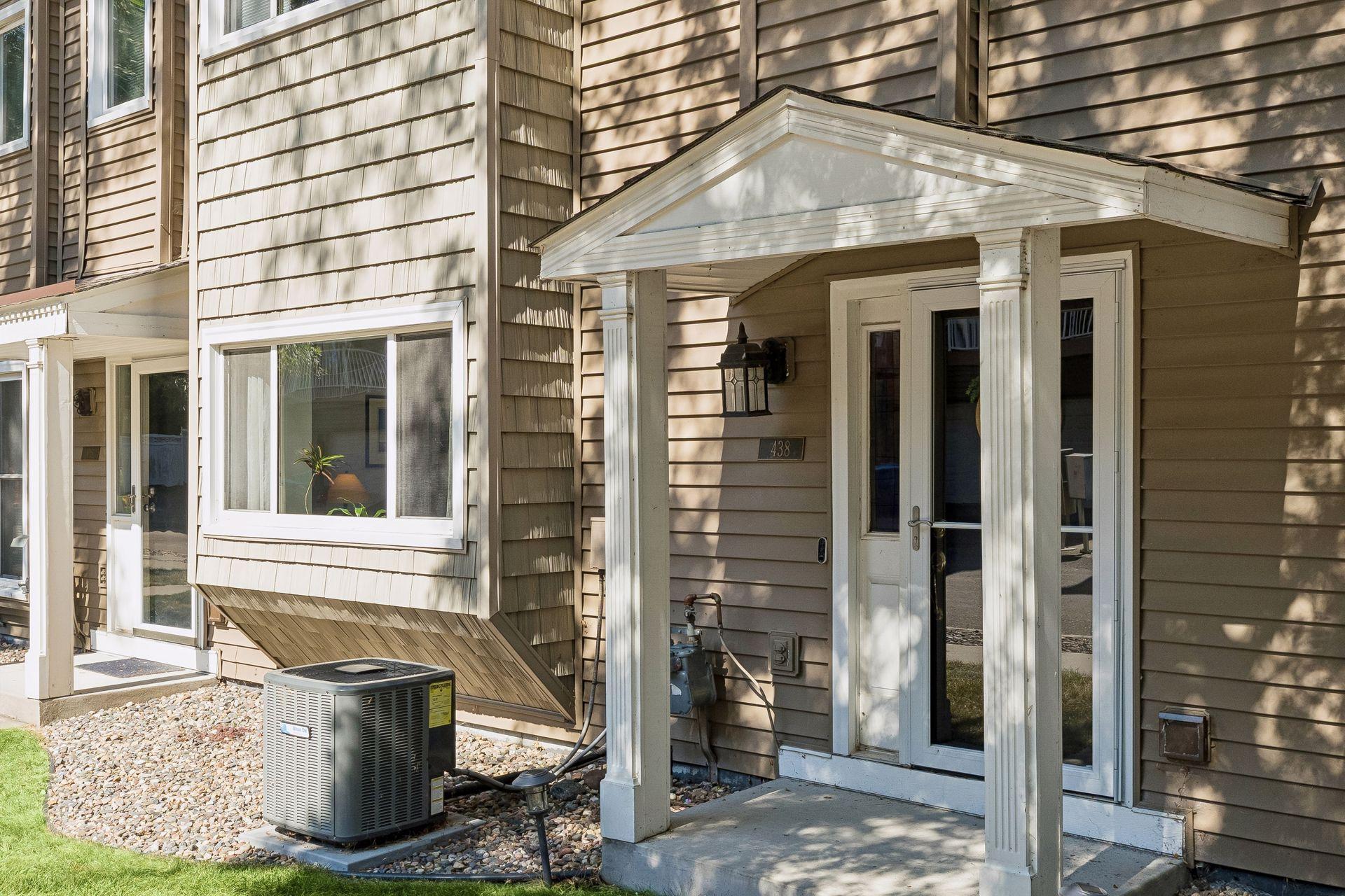 438 Pondridge Circle