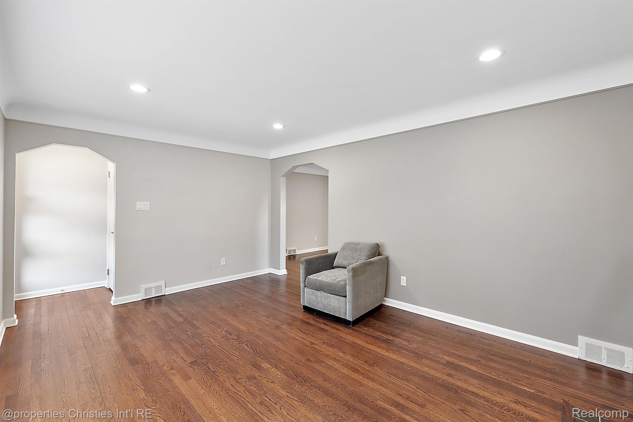 1973 MARYLAND Boulevard