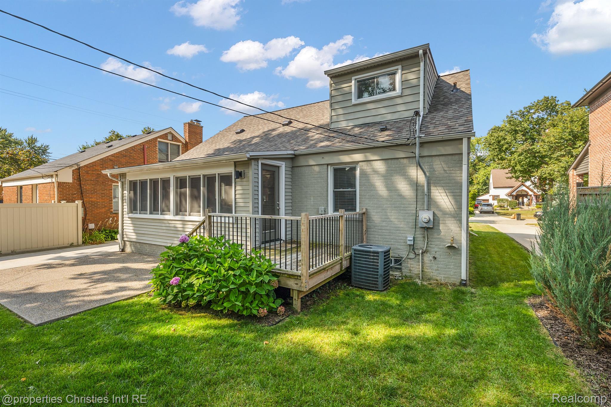 1973 MARYLAND Boulevard