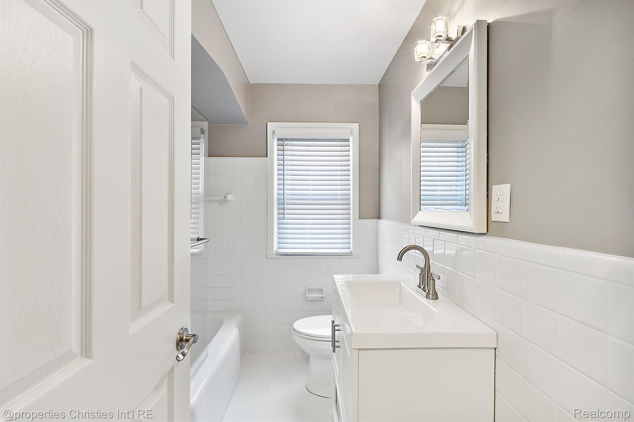 1973 MARYLAND Boulevard