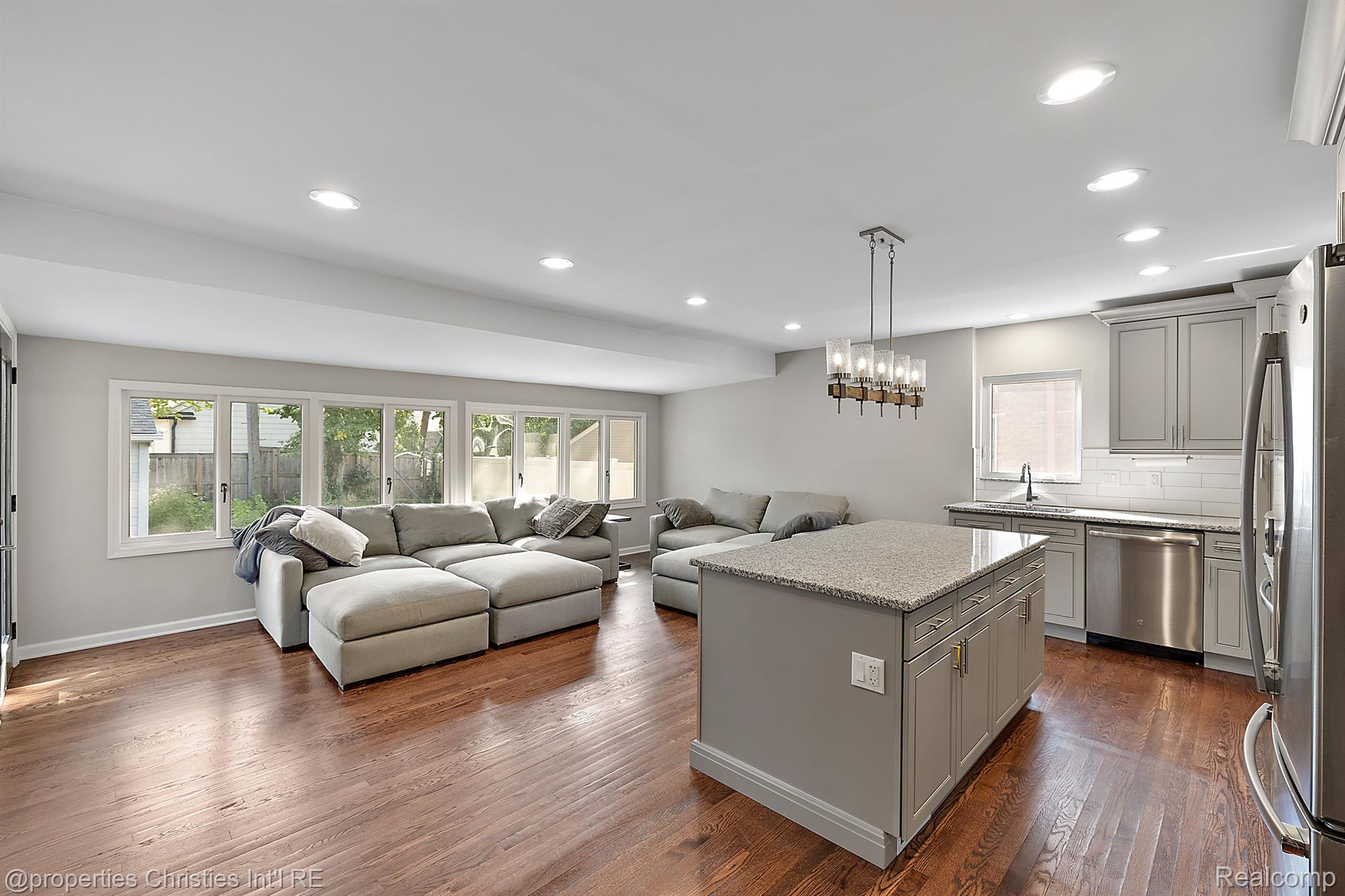 1973 MARYLAND Boulevard