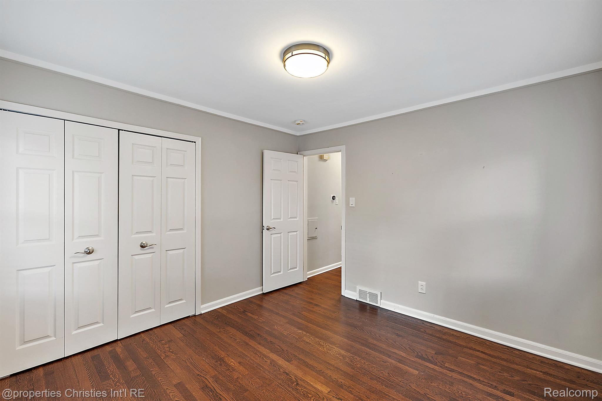 1973 MARYLAND Boulevard