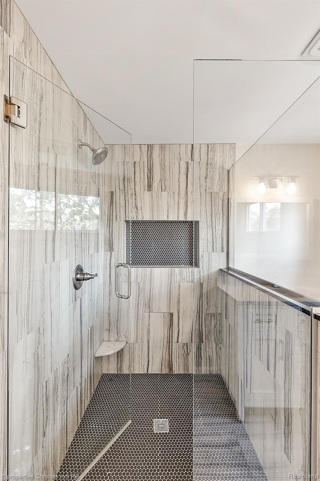 1973 MARYLAND Boulevard