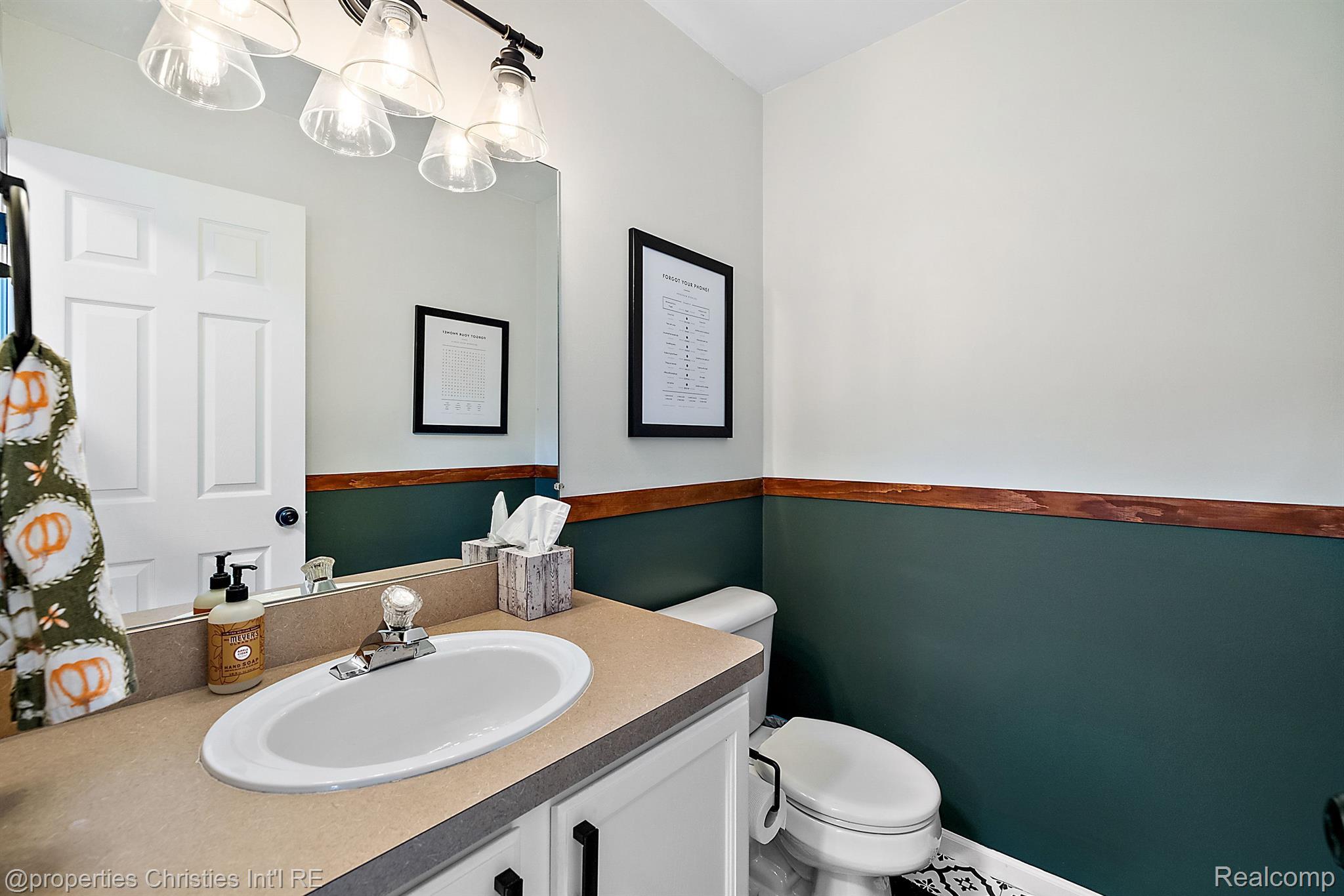 4122 KRISTINE Court