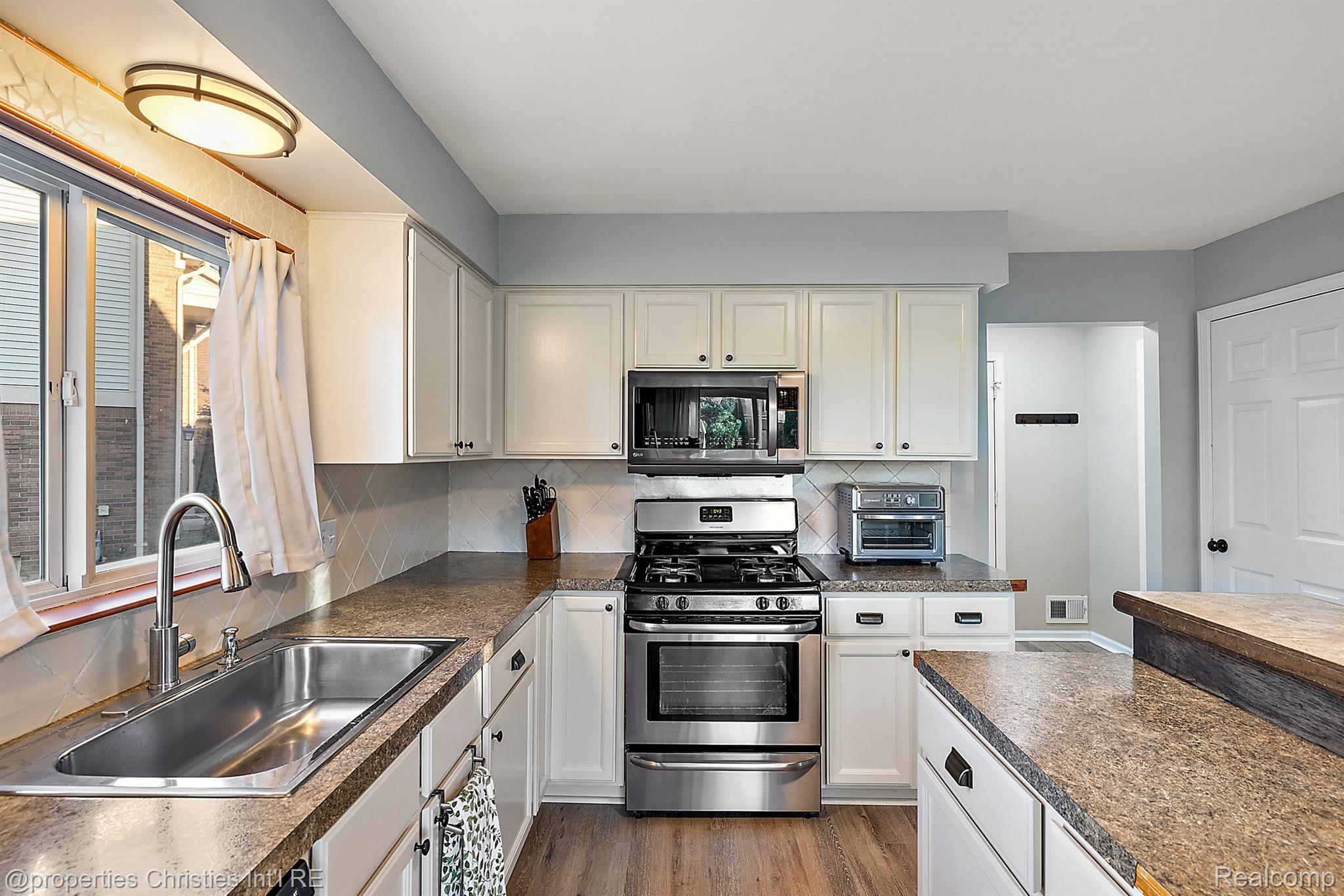 4122 KRISTINE Court