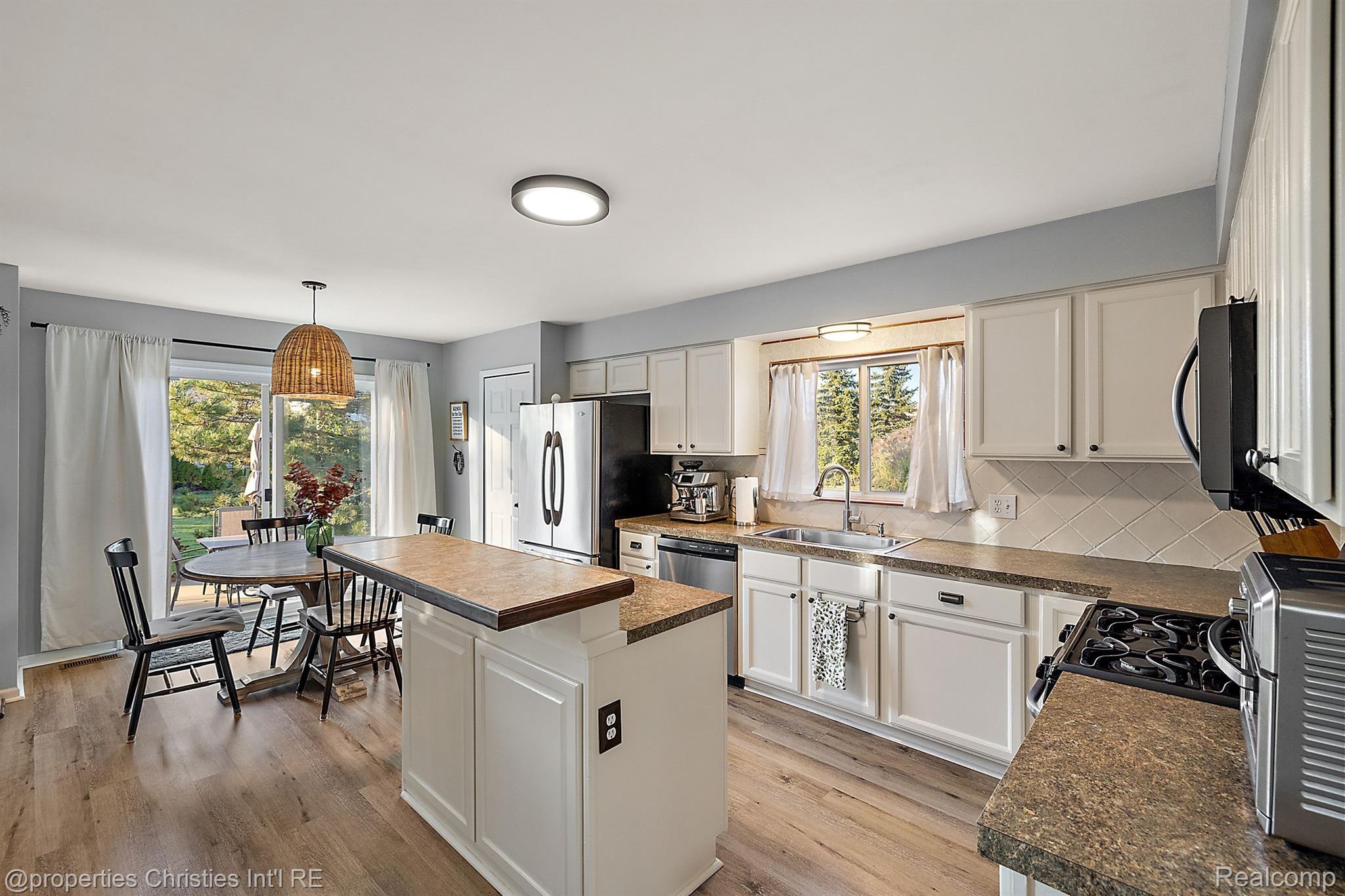 4122 KRISTINE Court