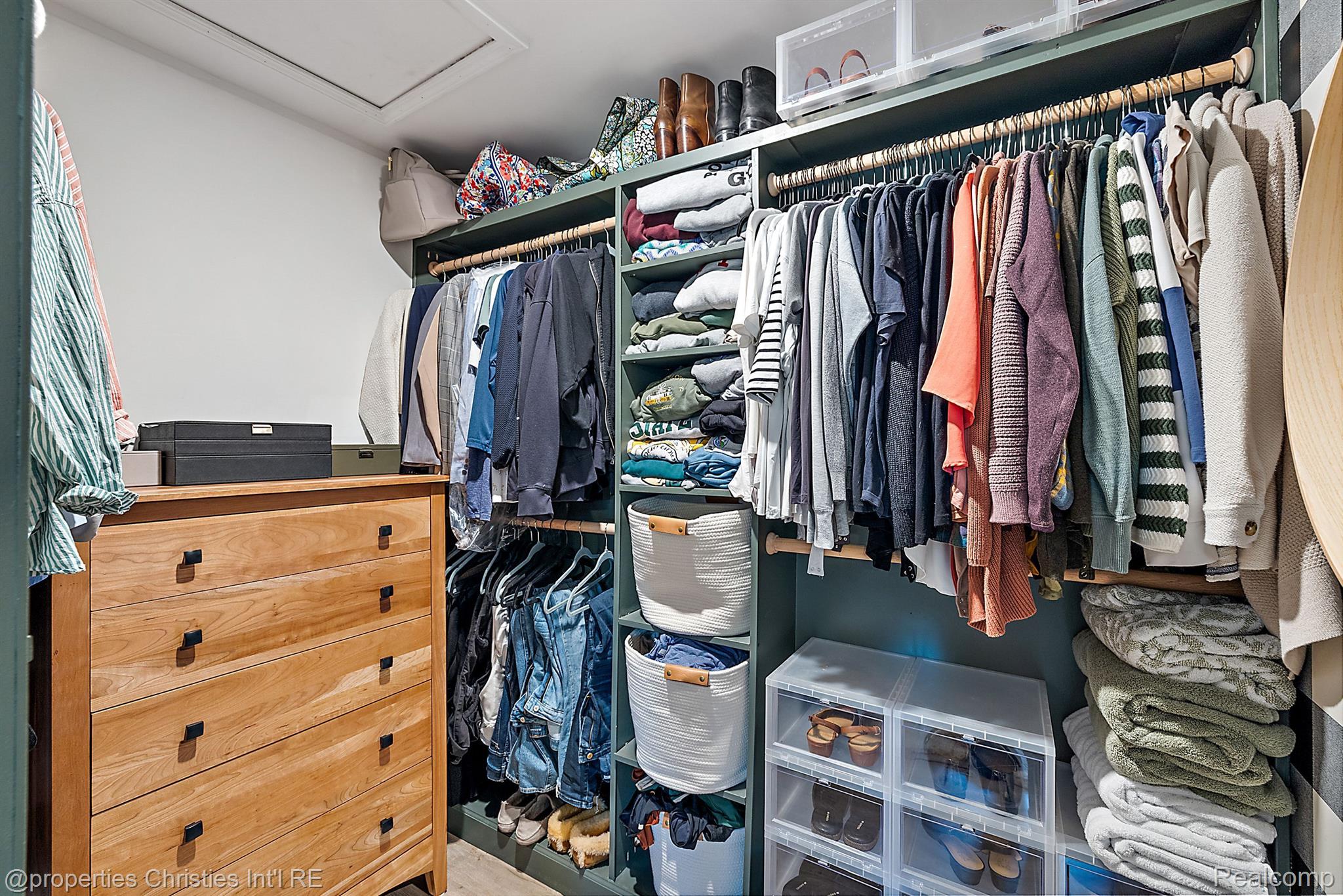 4122 KRISTINE Court