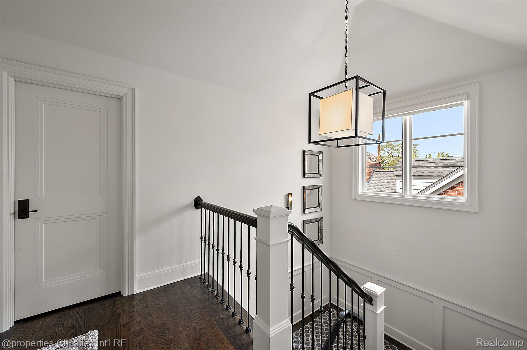 1011 PIERCE Street