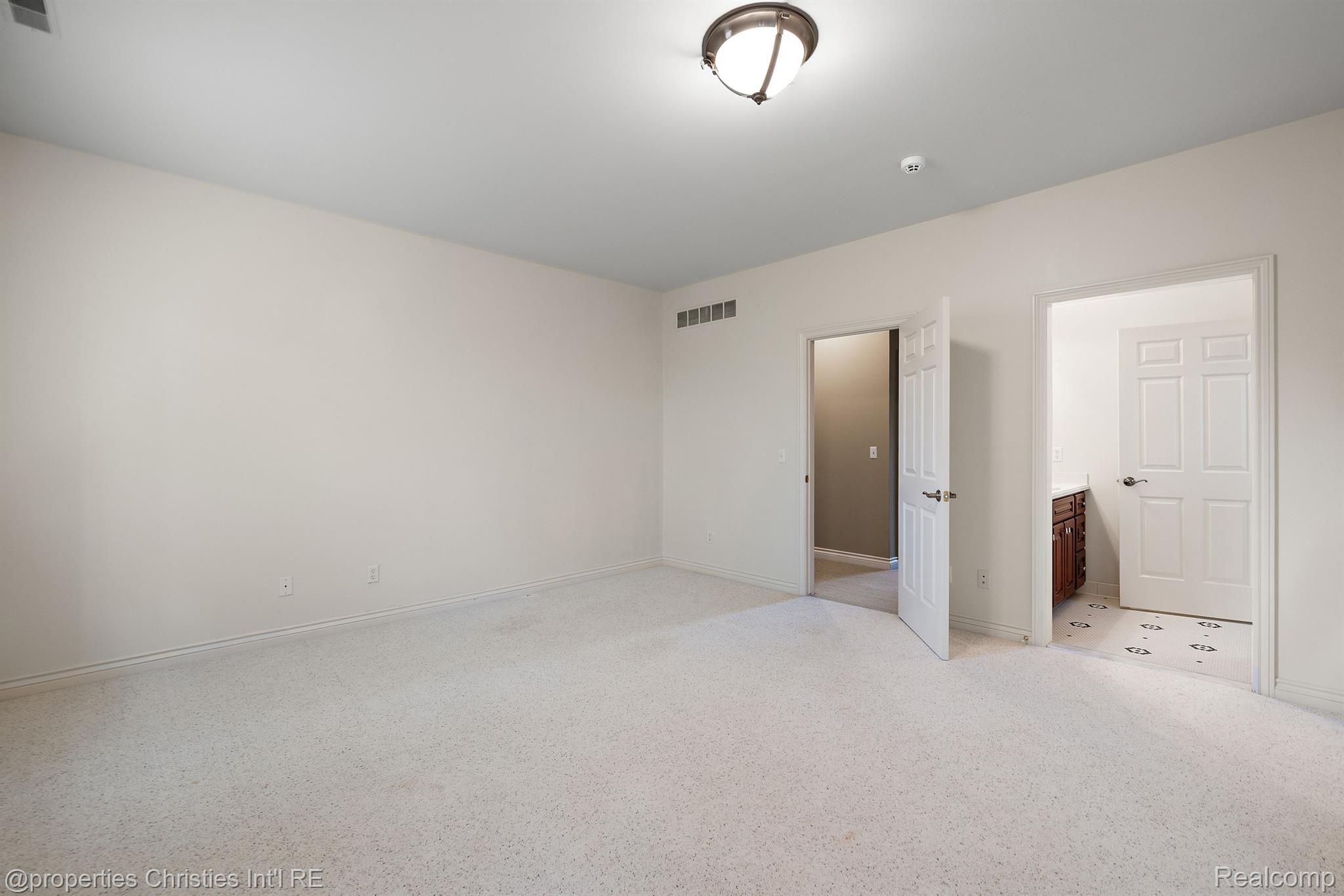 47690 FLORENCE Drive
