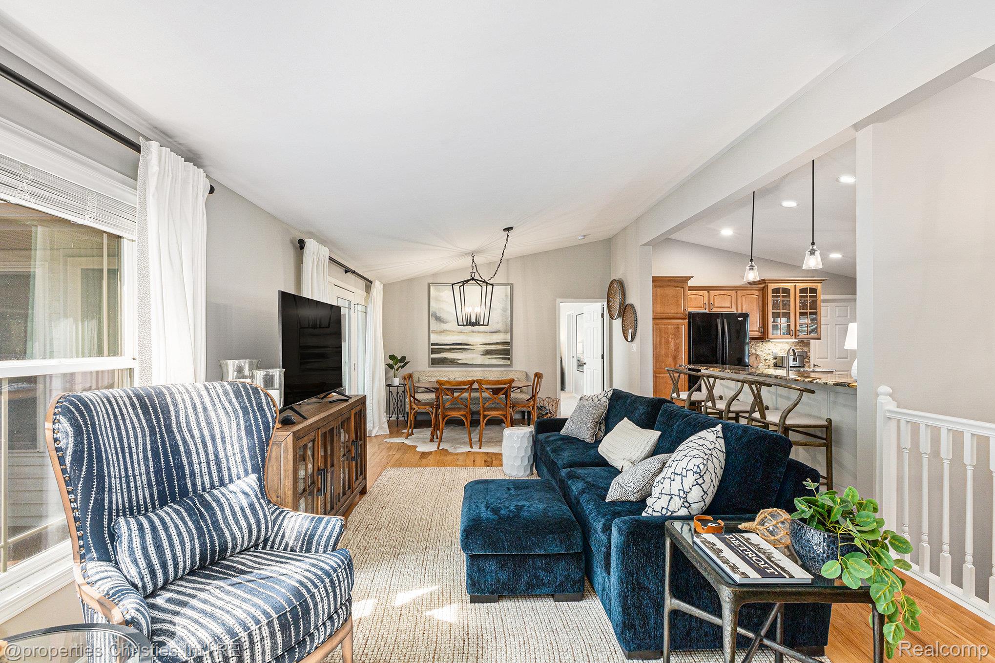 7524 Evergreen Ridge Drive