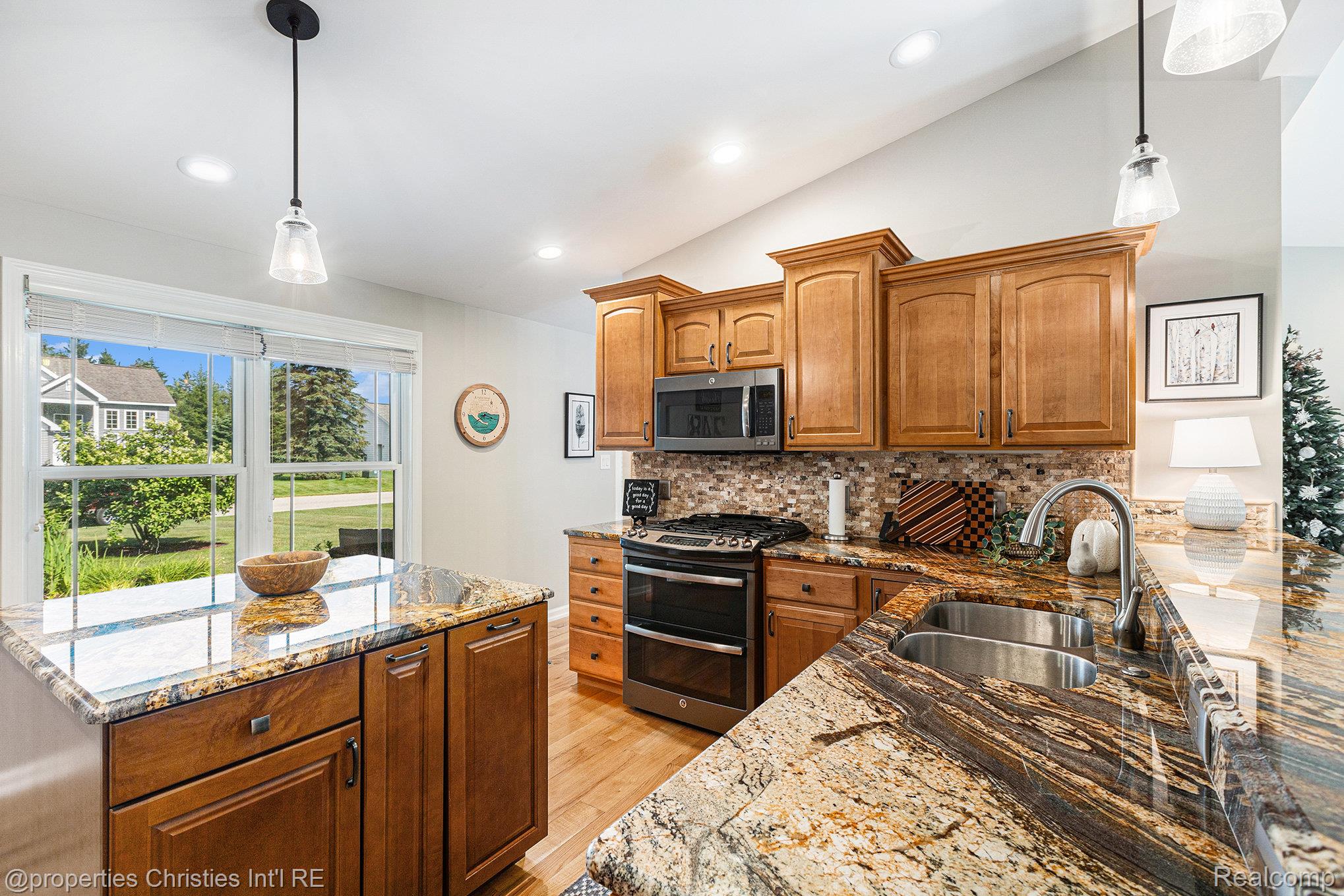 7524 Evergreen Ridge Drive