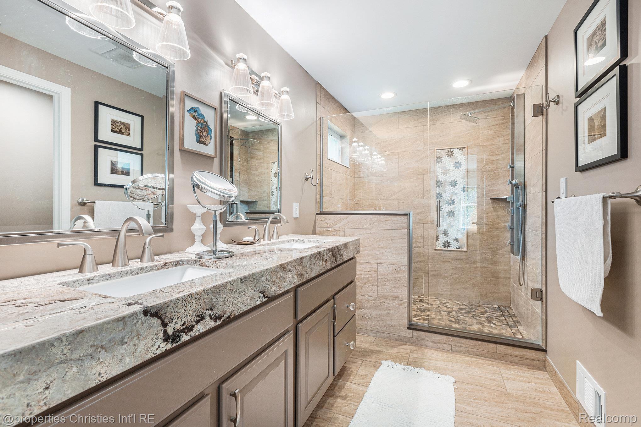 7524 Evergreen Ridge Drive