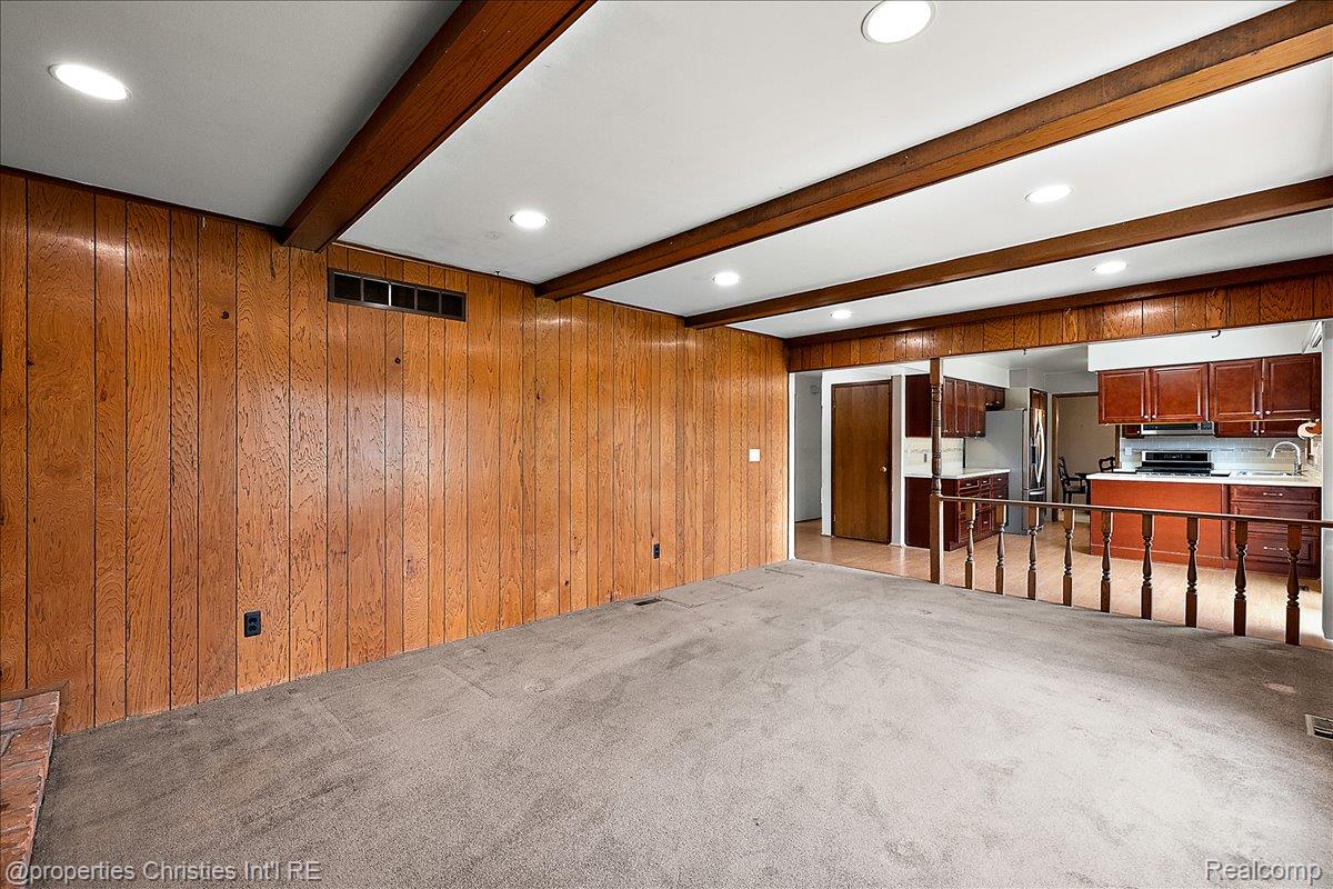 41501 Ladywood Court