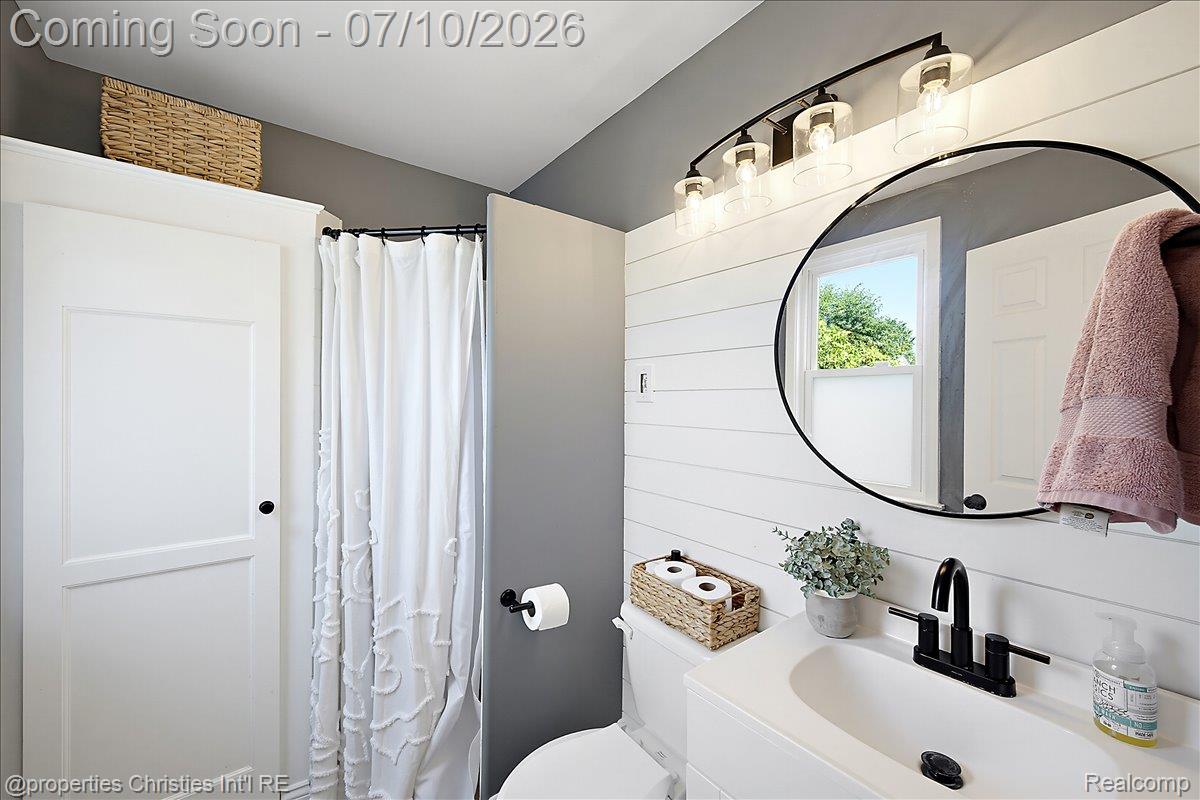 60629 Town Square Street