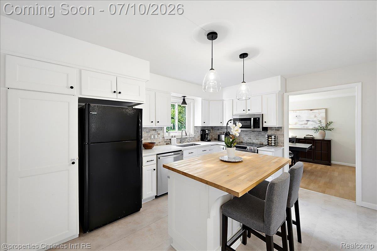 60629 Town Square Street