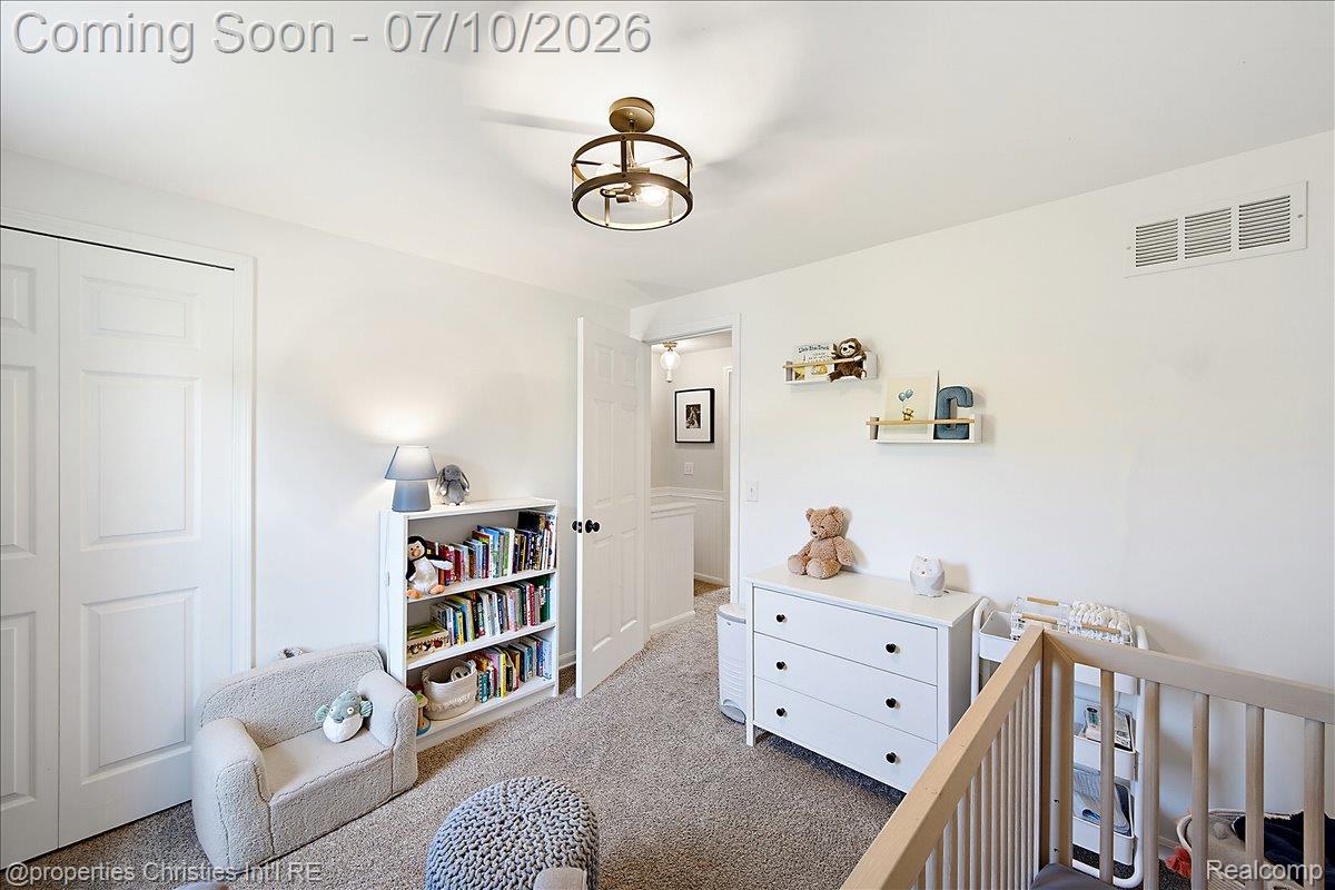 60629 Town Square Street