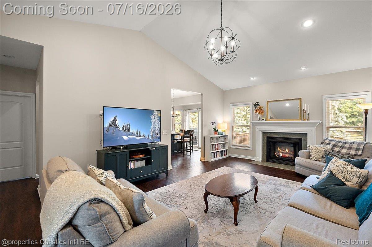 3181 Ivy Lane