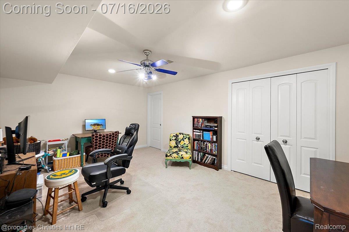 3181 Ivy Lane