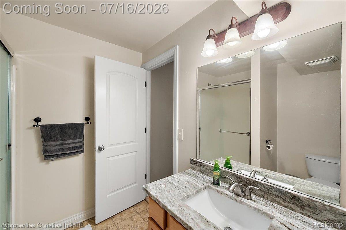 3181 Ivy Lane