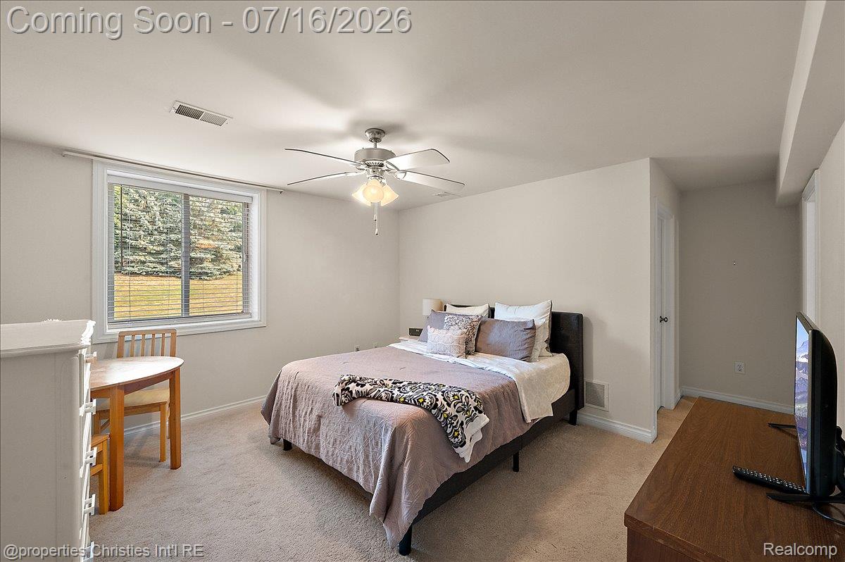 3181 Ivy Lane