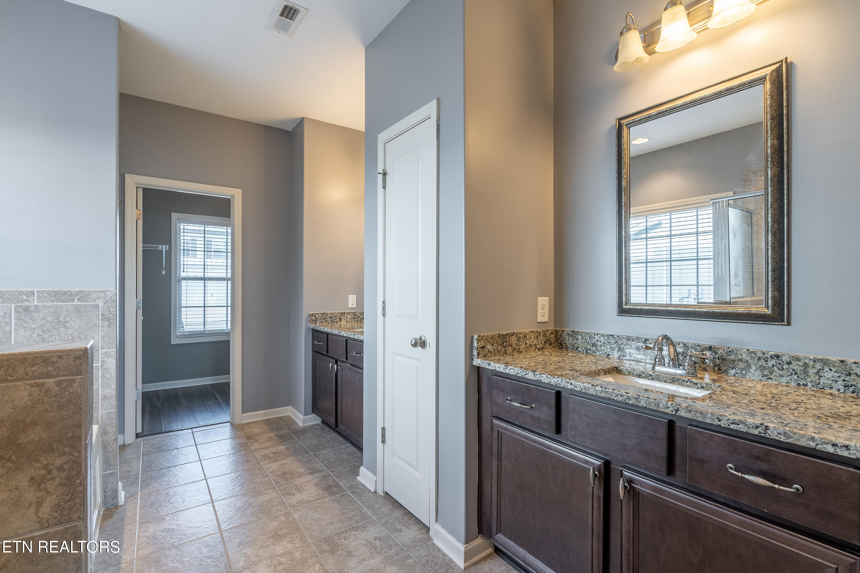 1177 Hamilton Farm Lane