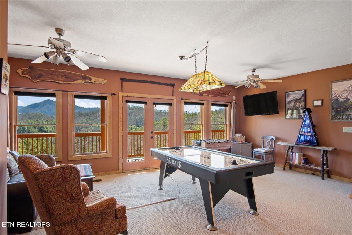 2732 Heather Ln Way